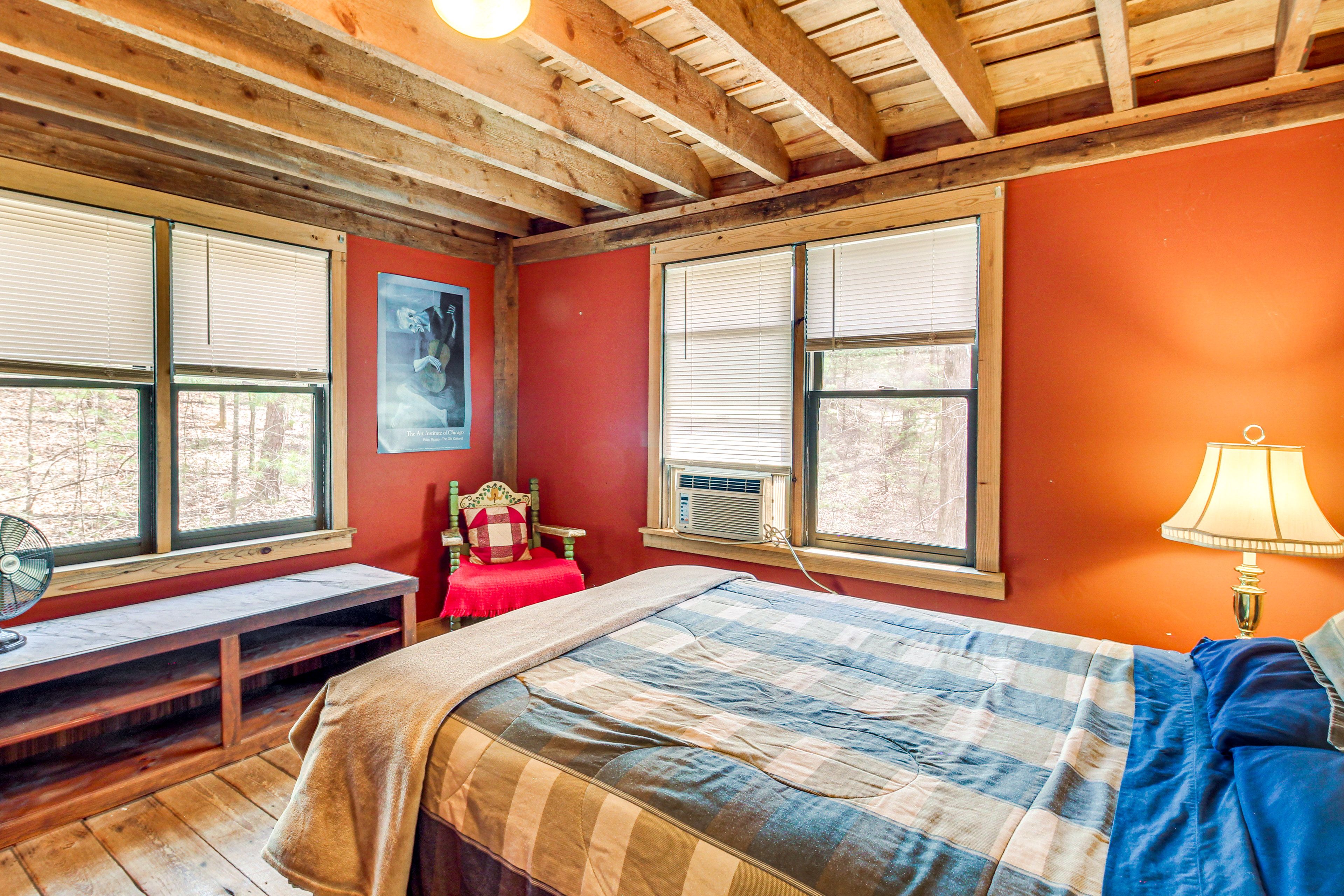 Bedroom 3 | Queen Bed | 2nd Floor