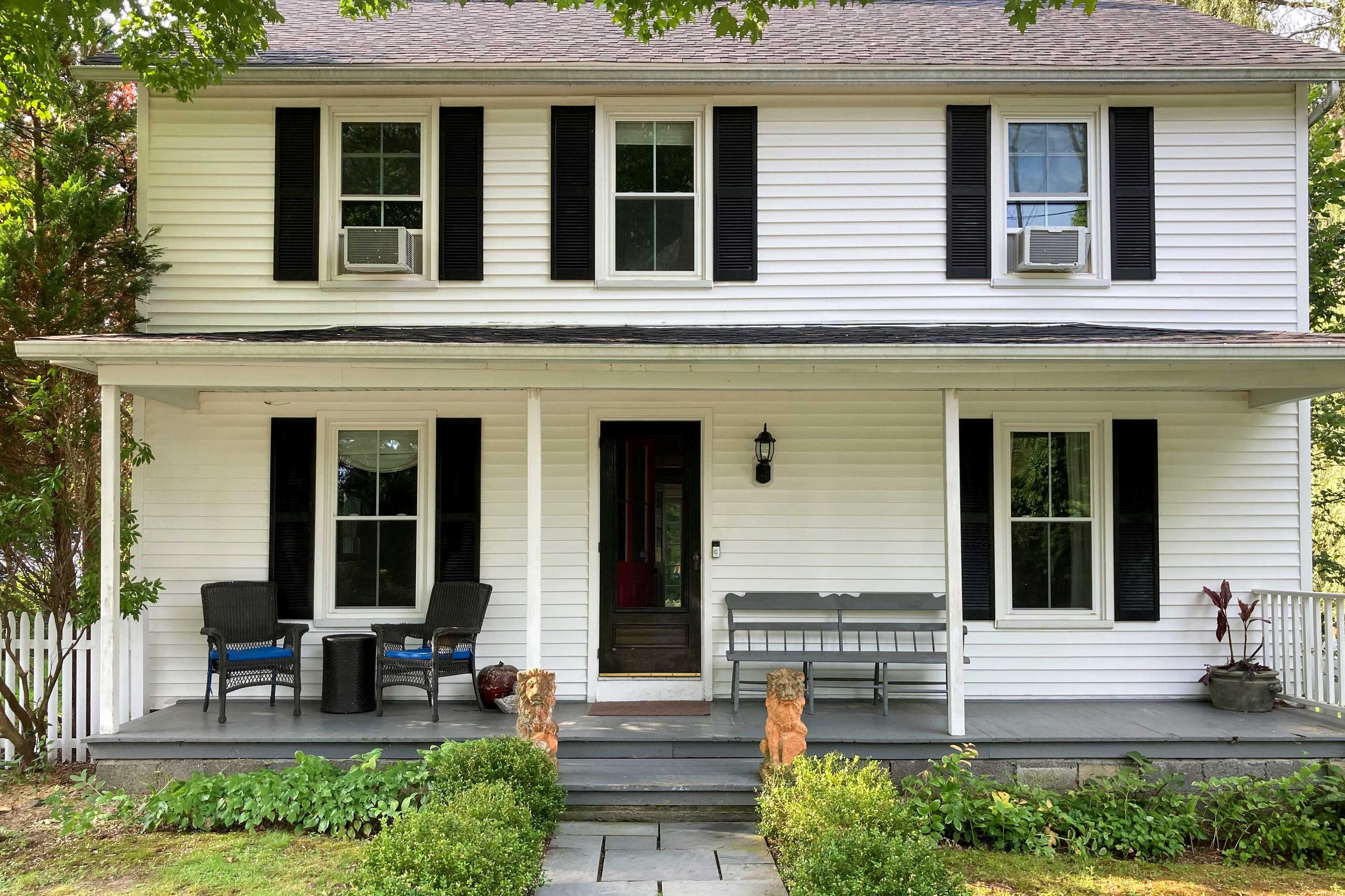 Litchfield Vacation Rental | 3BR | 2BA | 1,500 Sq Ft | Stairs Required