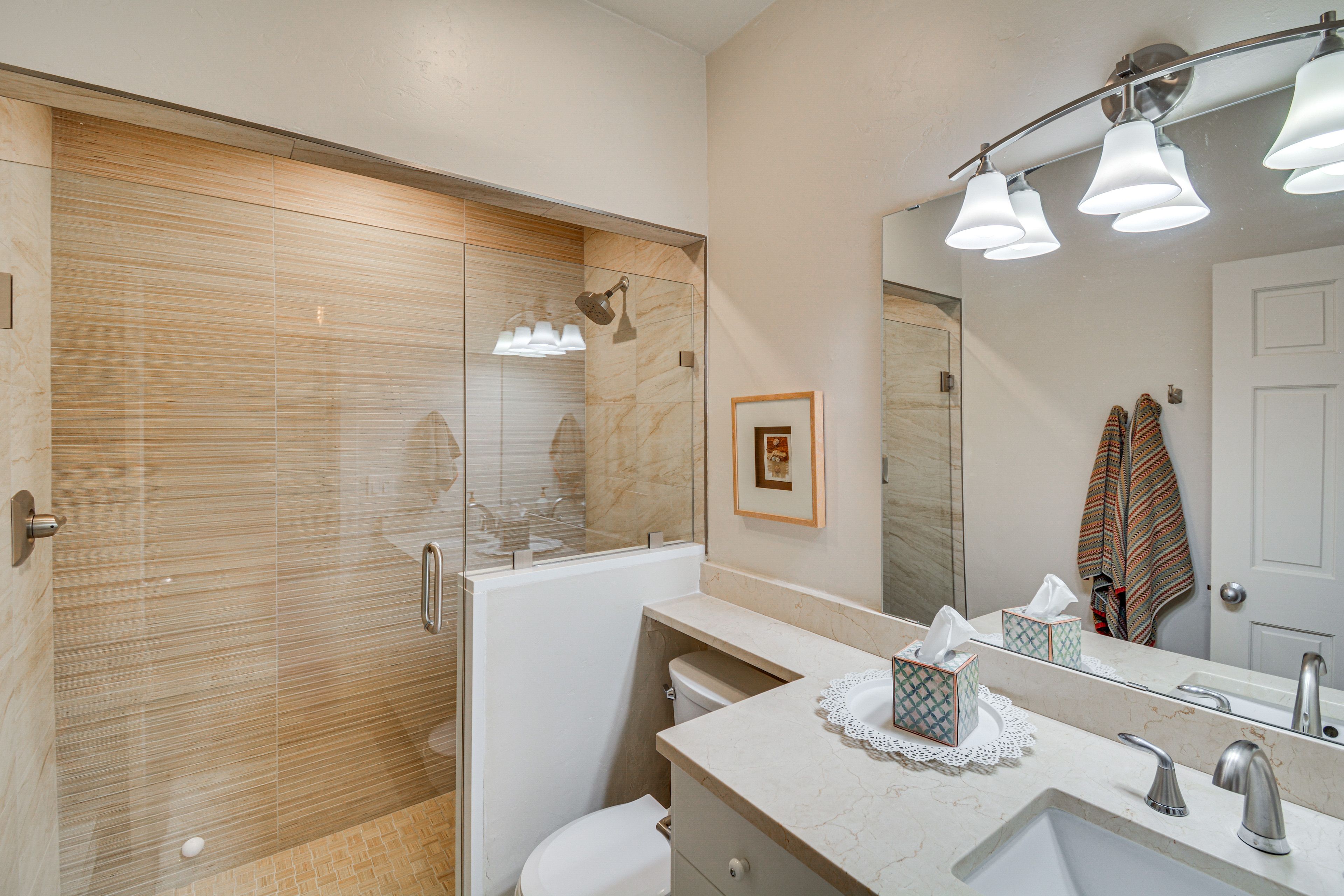 Bathroom 1 | Towels Provided