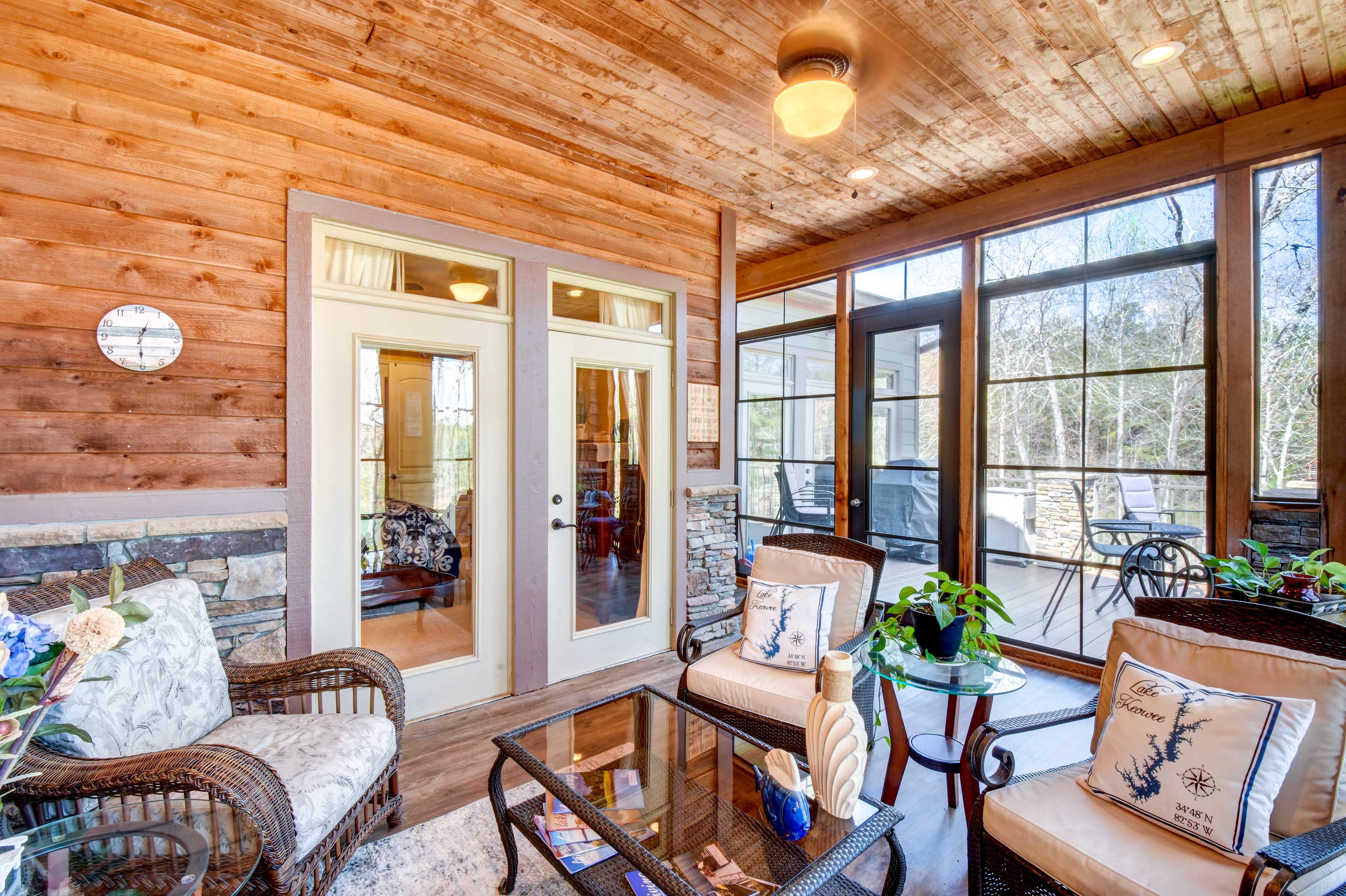 Sunroom | 1st Floor