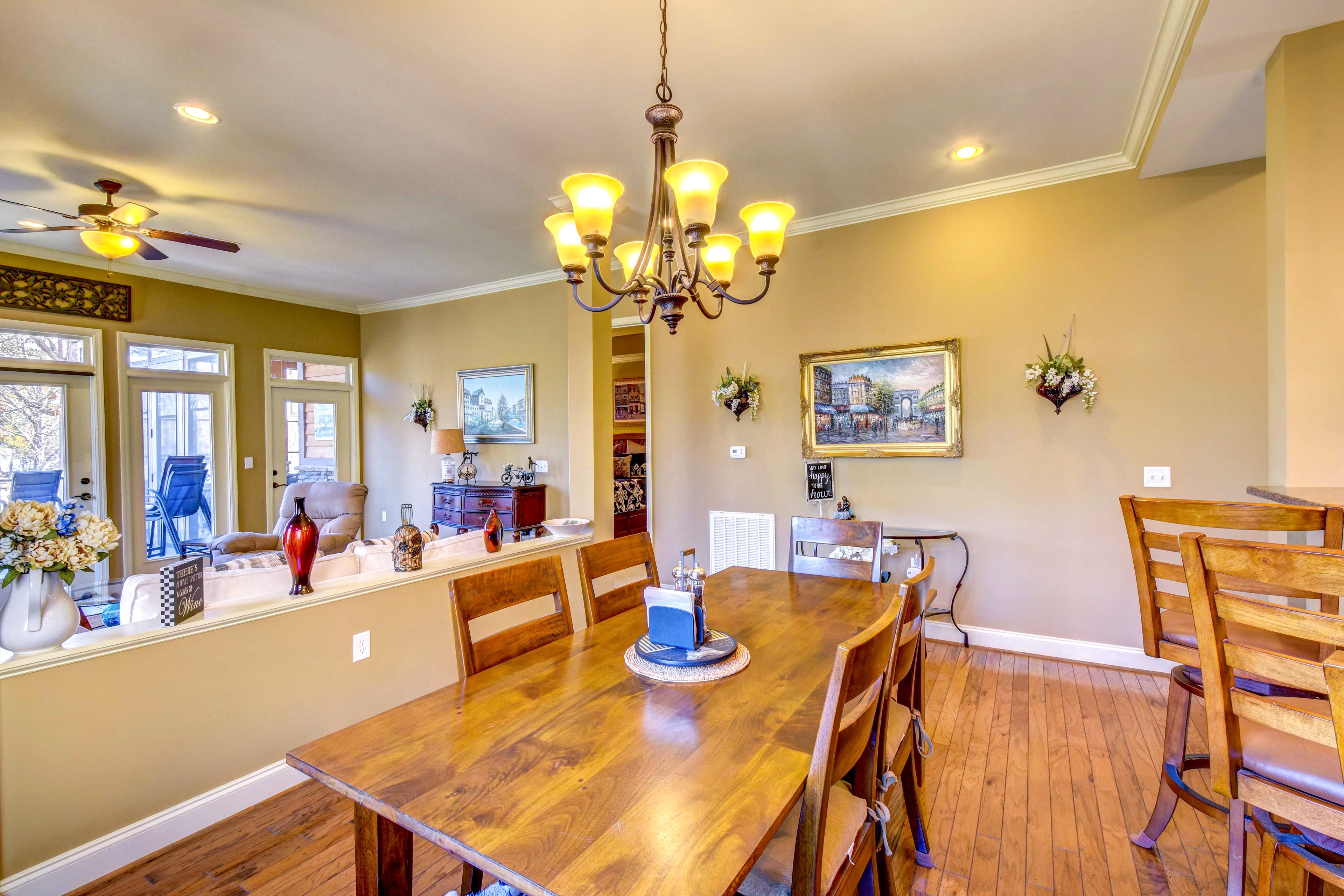 Dining Area | 1st Floor