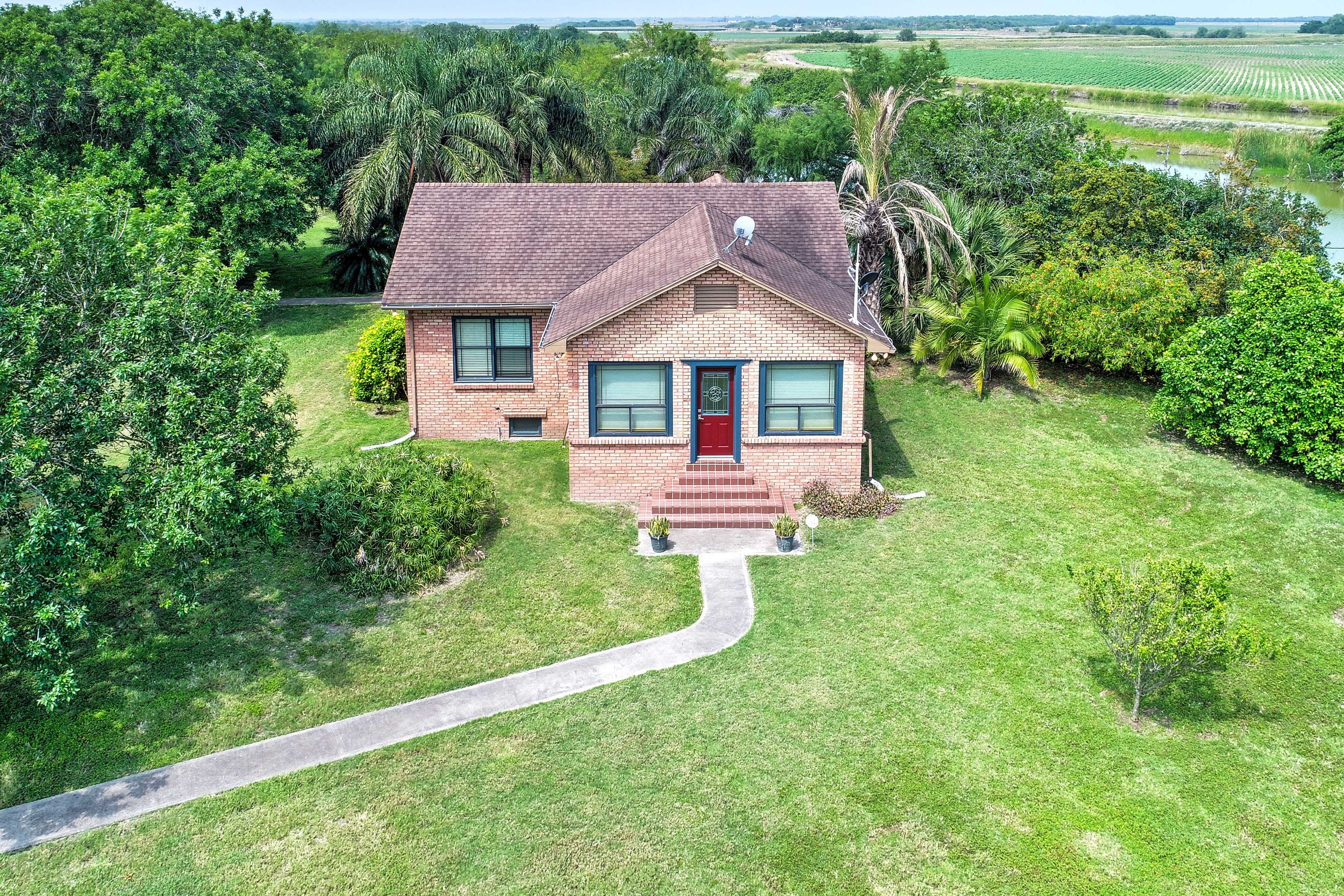 You'll love the idyllic location of this coastal Texas home!