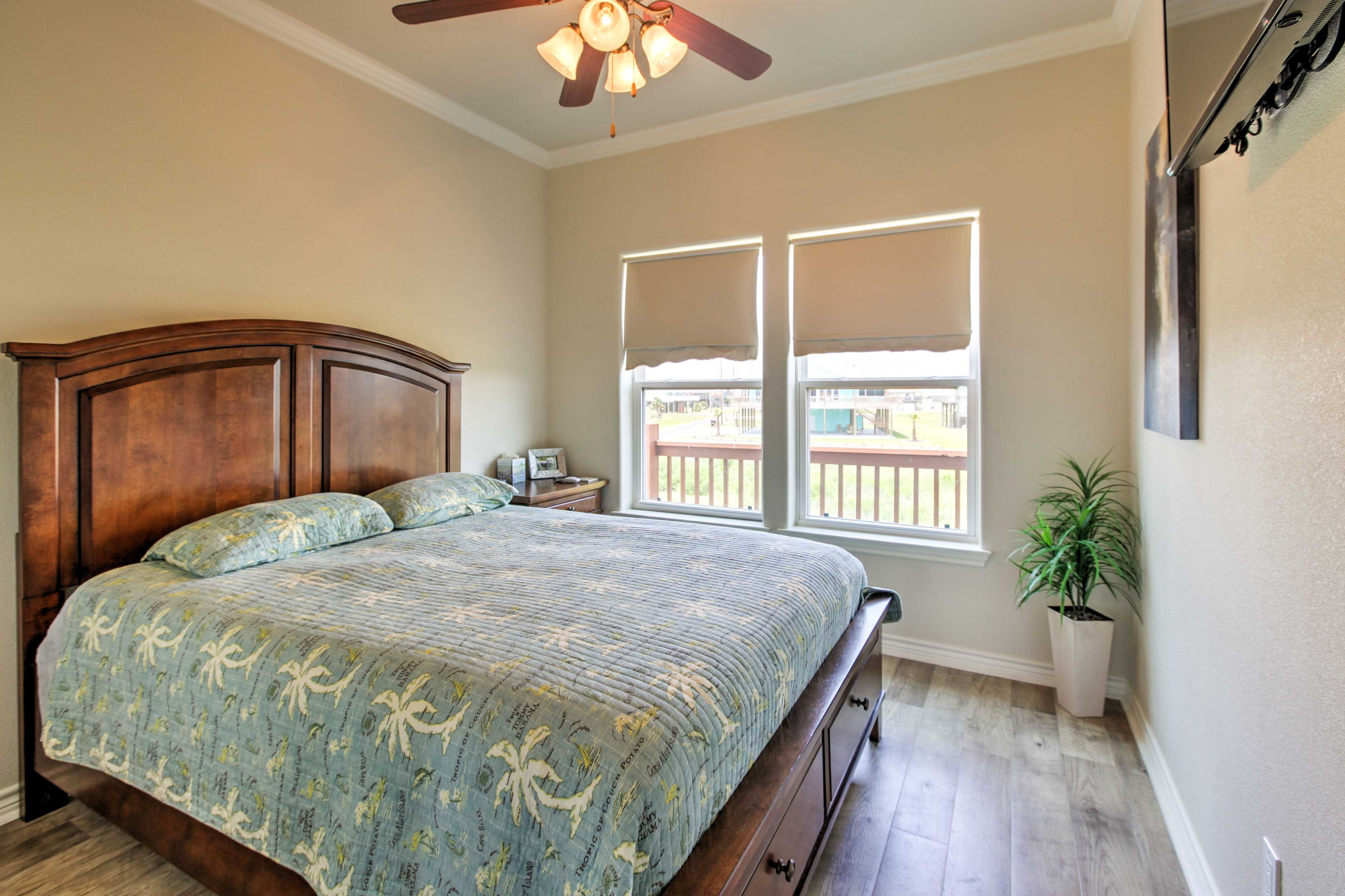 Bedroom 3 | Queen Bed