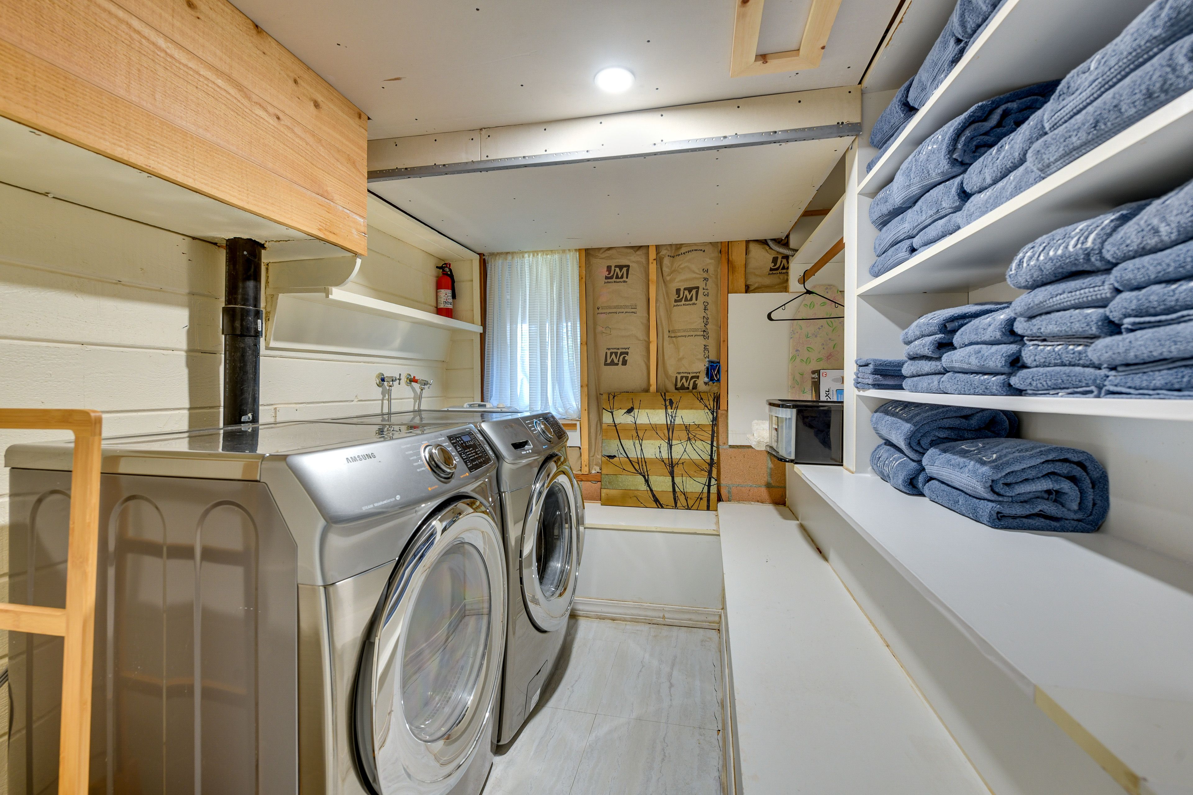 Washer & Dryer