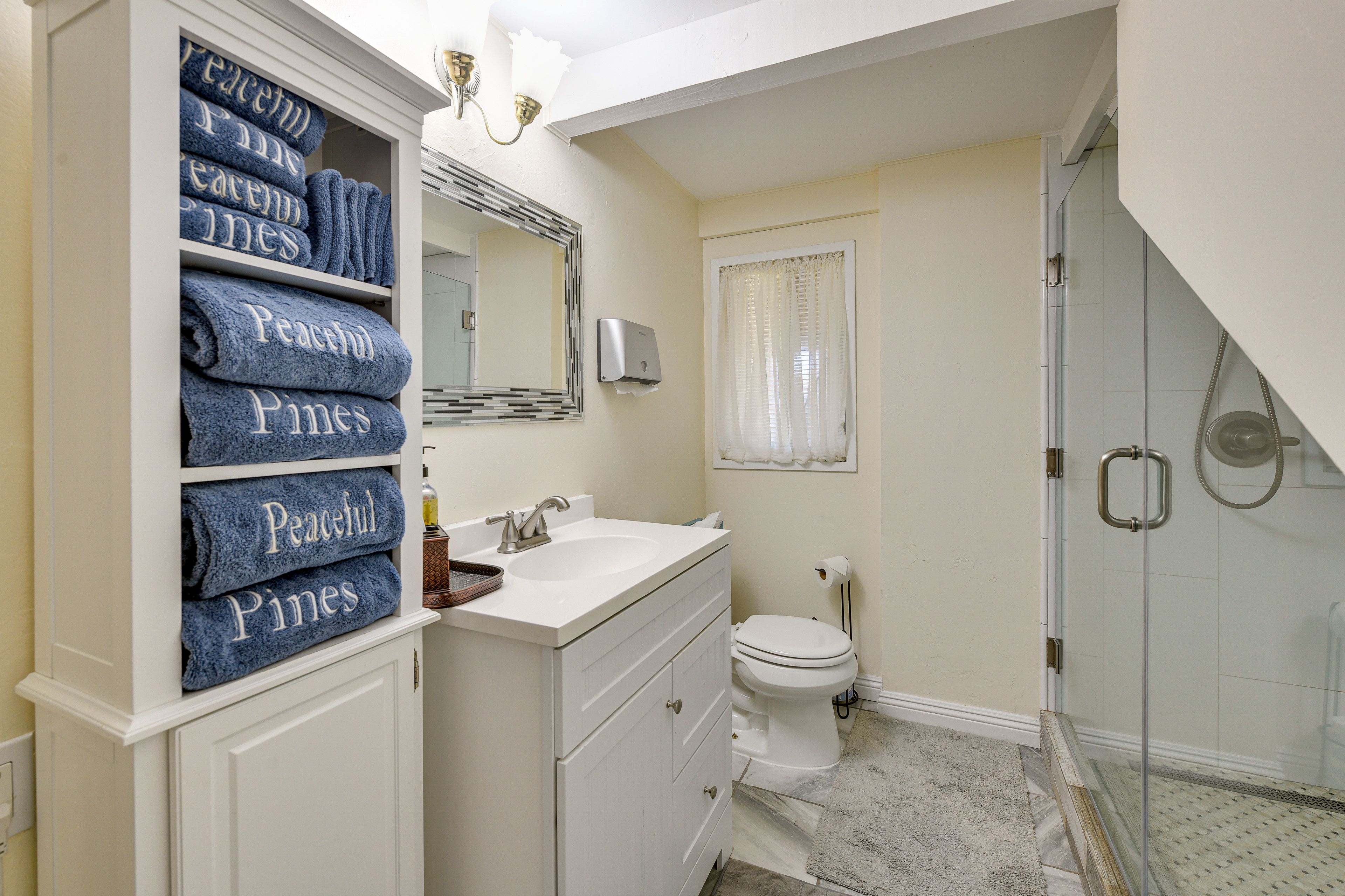 Full Bathroom