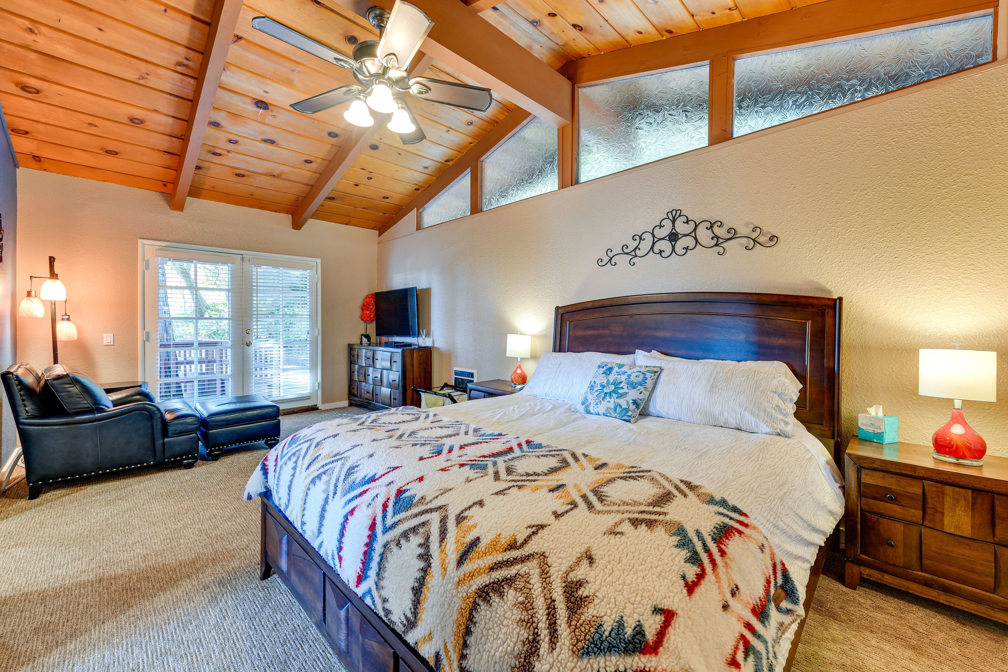 Bedroom Suite | California King Bed | Step-Free Access | Smart TV