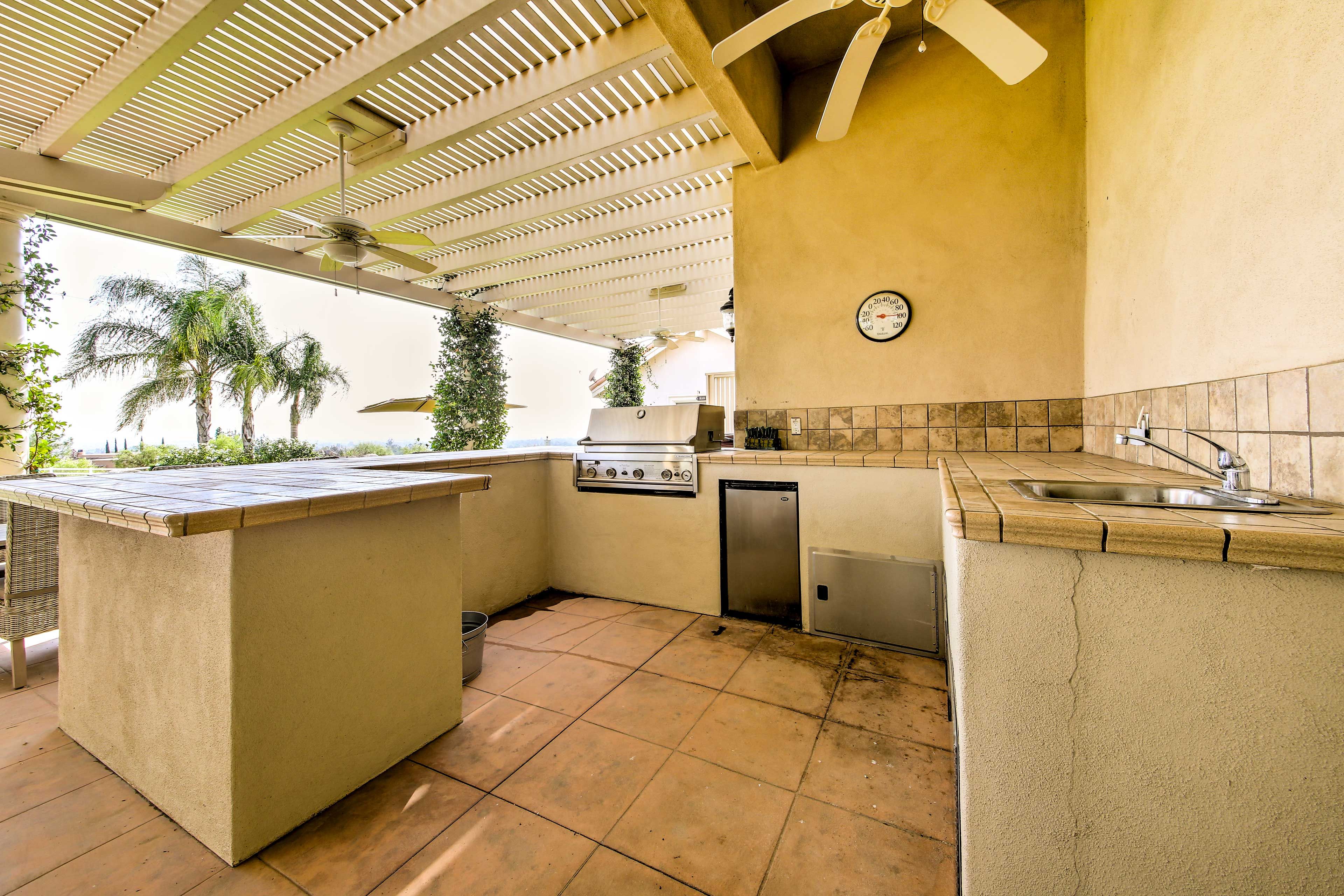 Outdoor Kitchen