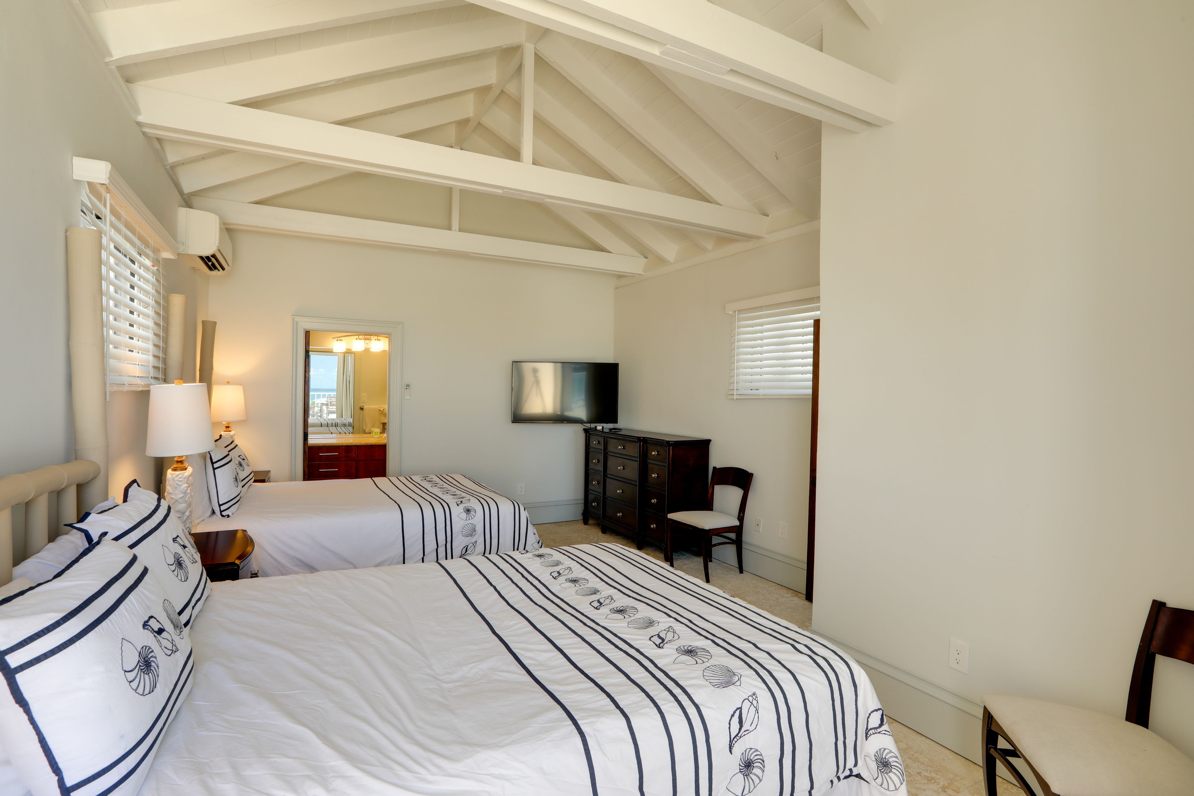 Bedroom 3 | 2nd Floor | 2 Queen Bed | En-Suite Bathroom | Rooftop Patio Access