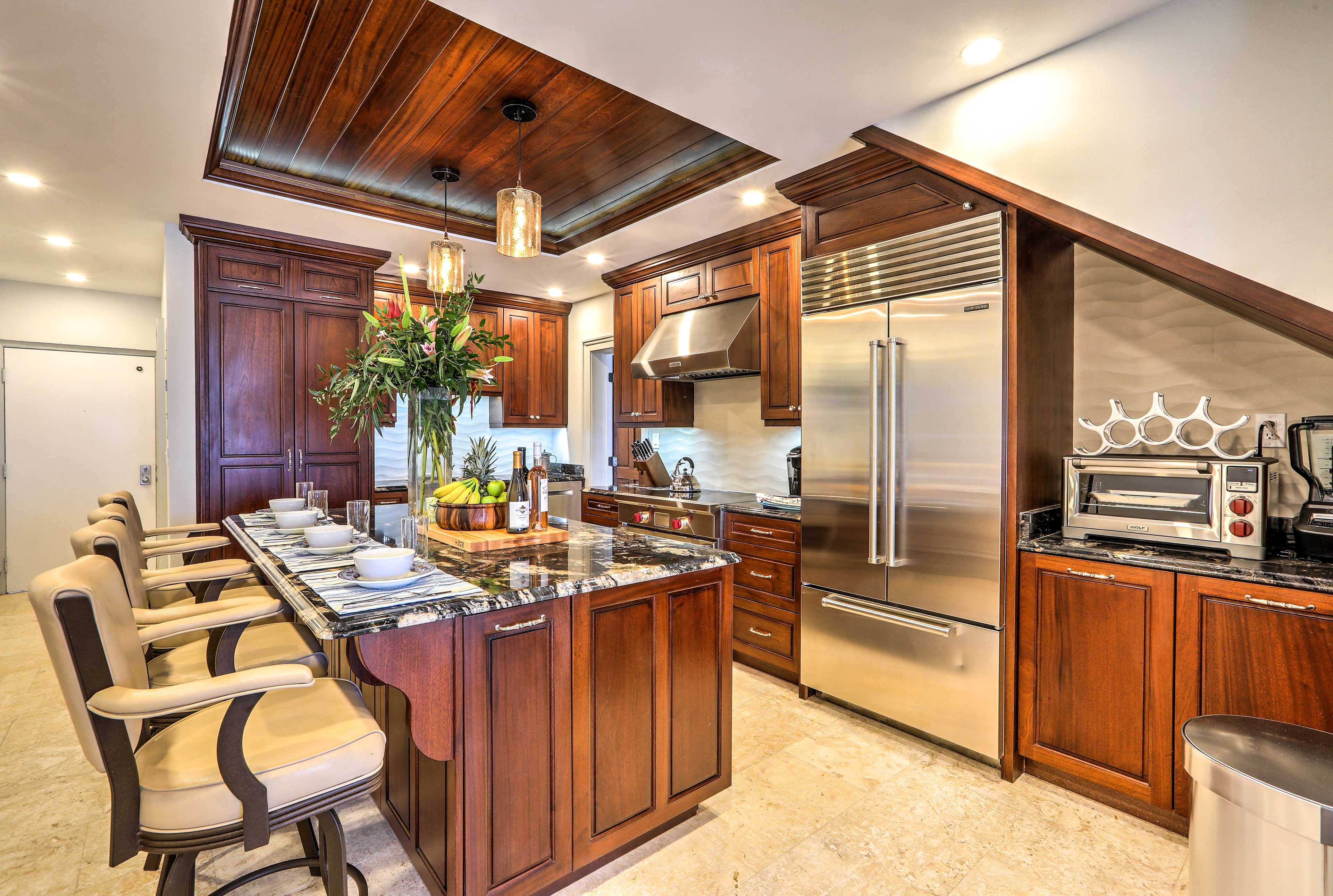 Kitchen | 1st Floor | Cooking Basics | Dishware/Flatware | Pod Coffee Maker