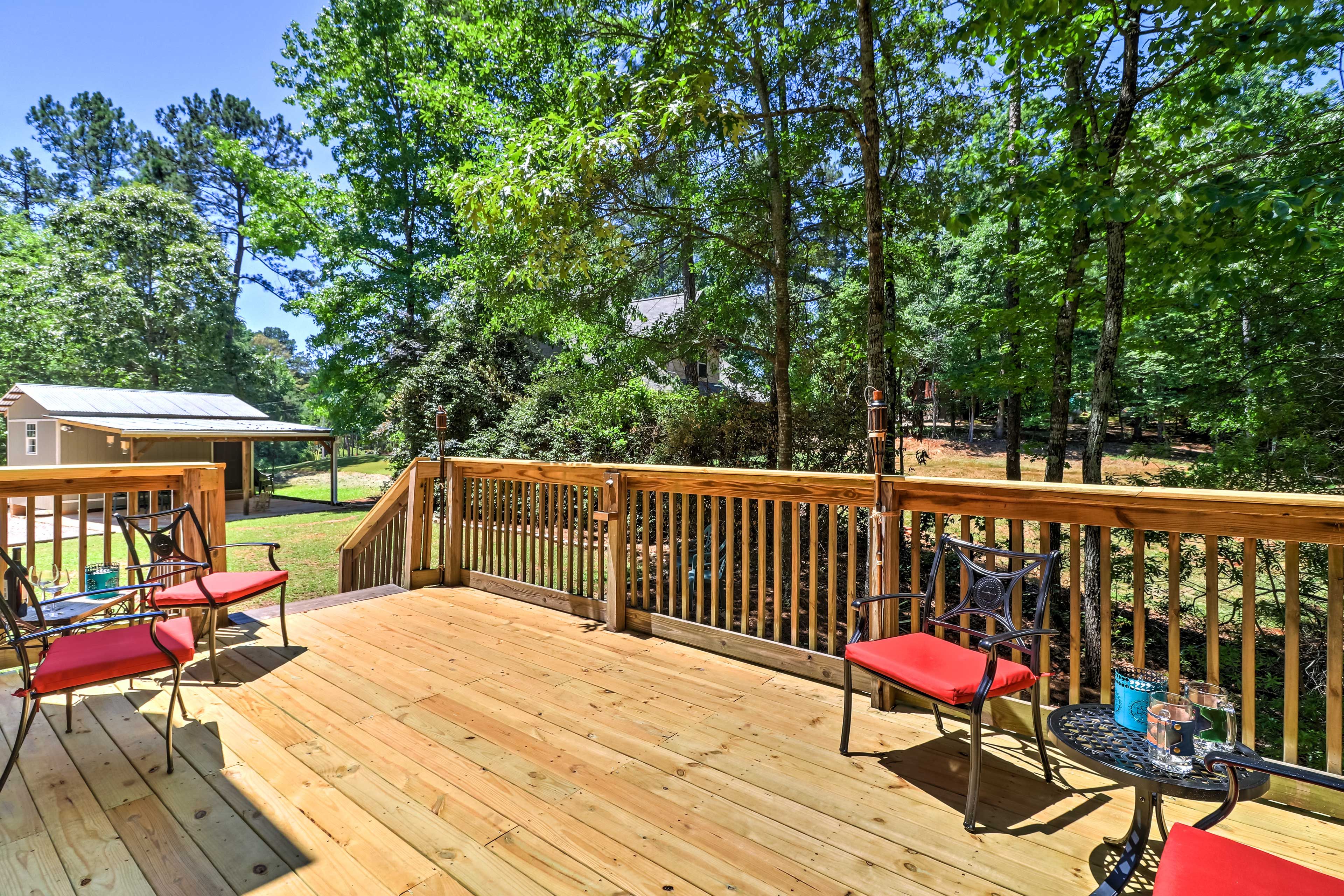 Private Deck | 5 External Security Cameras (Facing Out)