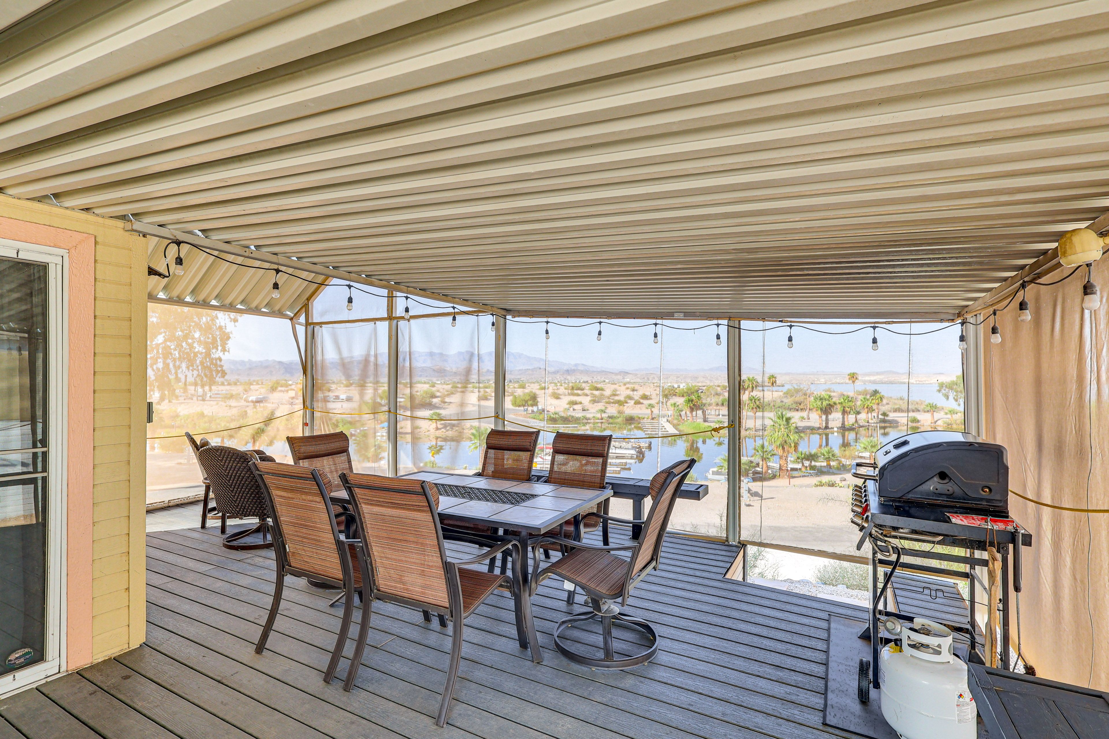 Screened-In Deck | Patio Furniture | Gas Grill | Lights