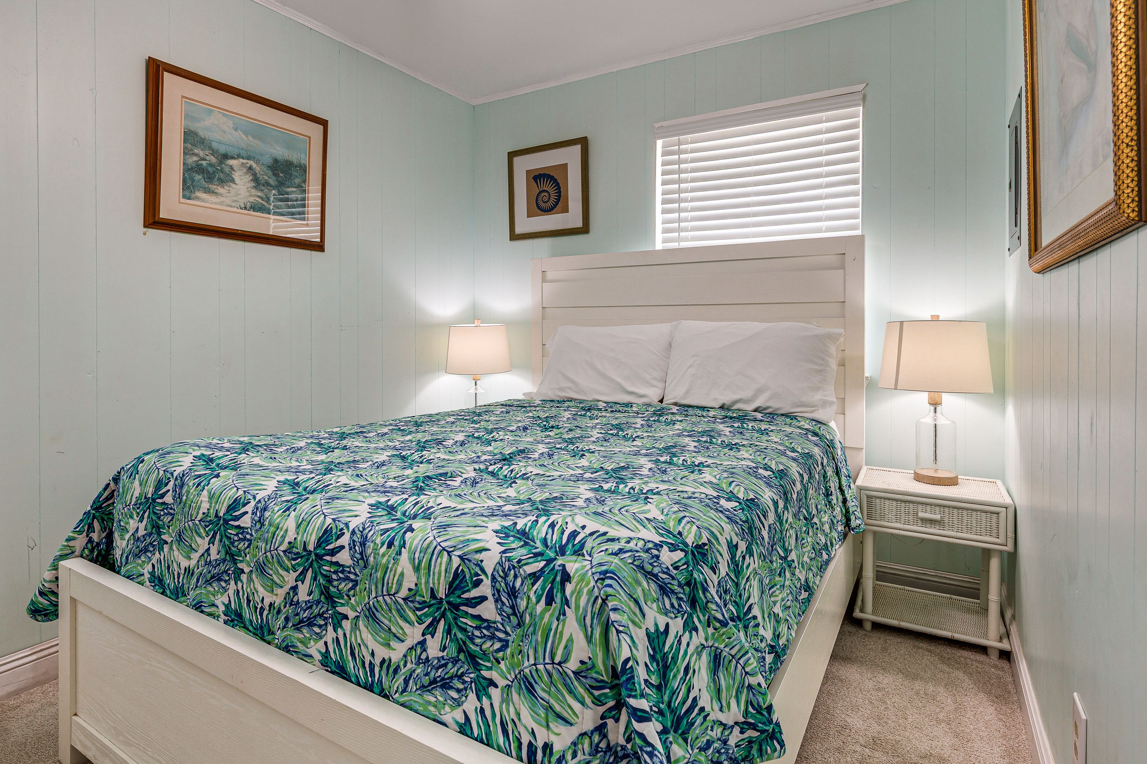 Bedroom 2 | Queen Bed | Deck Access