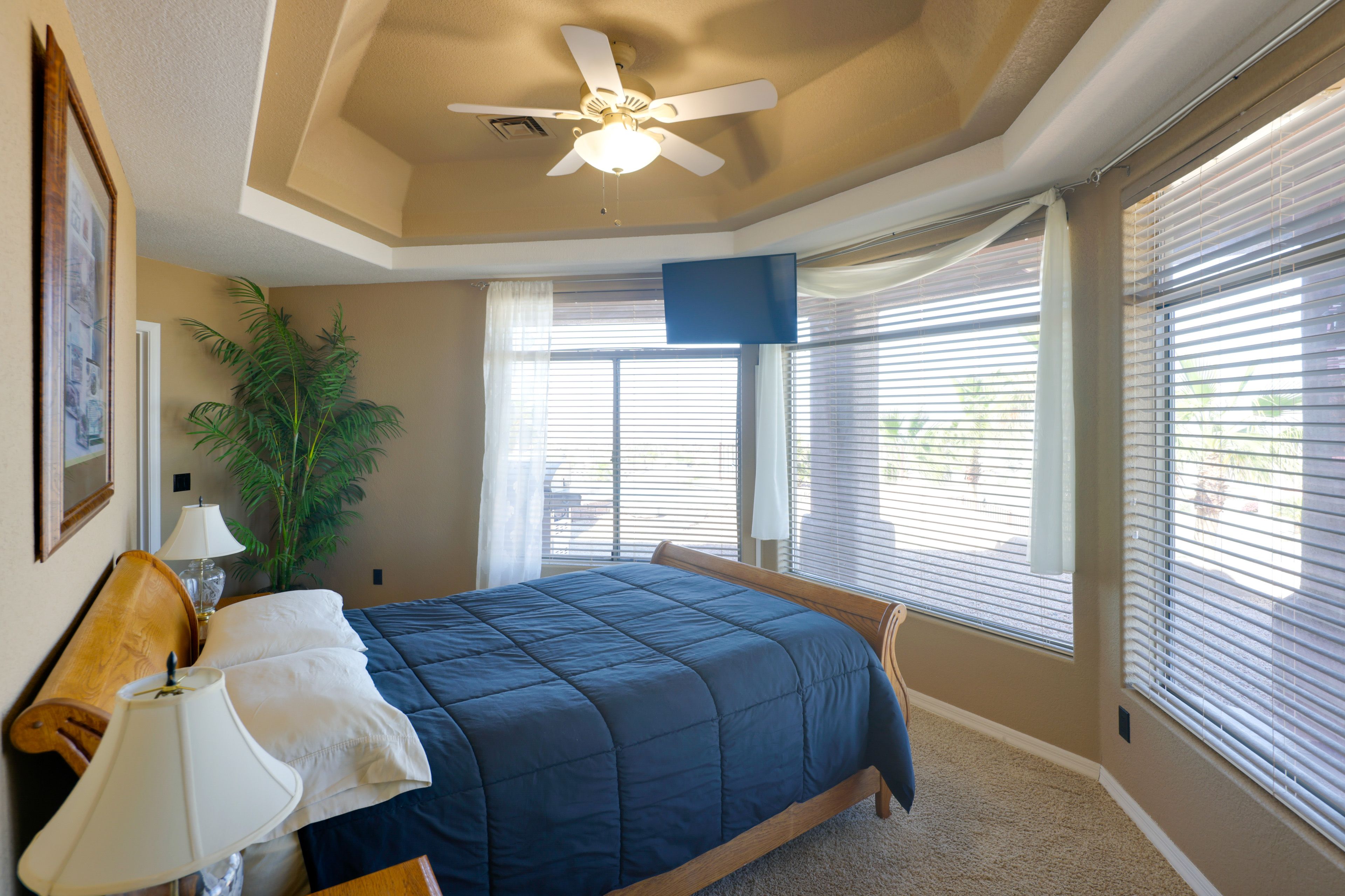 Bedroom 2 | Queen Bed