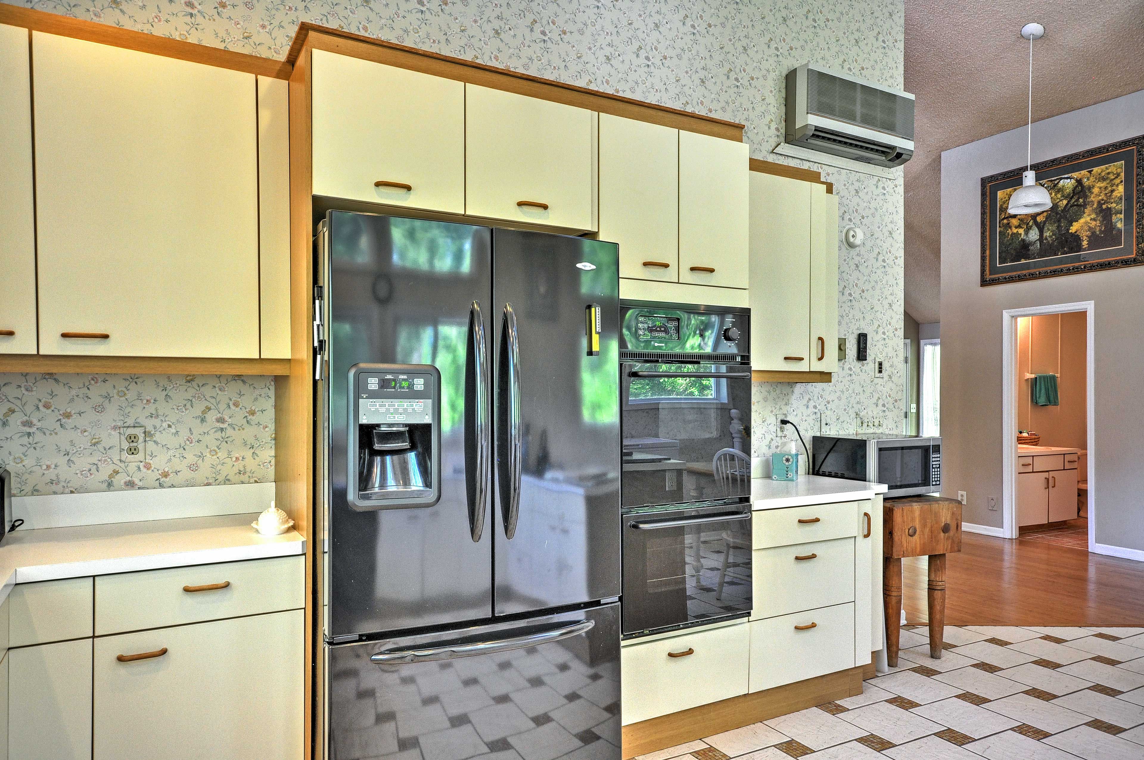 Whip up gourmet treats throughout your stay.