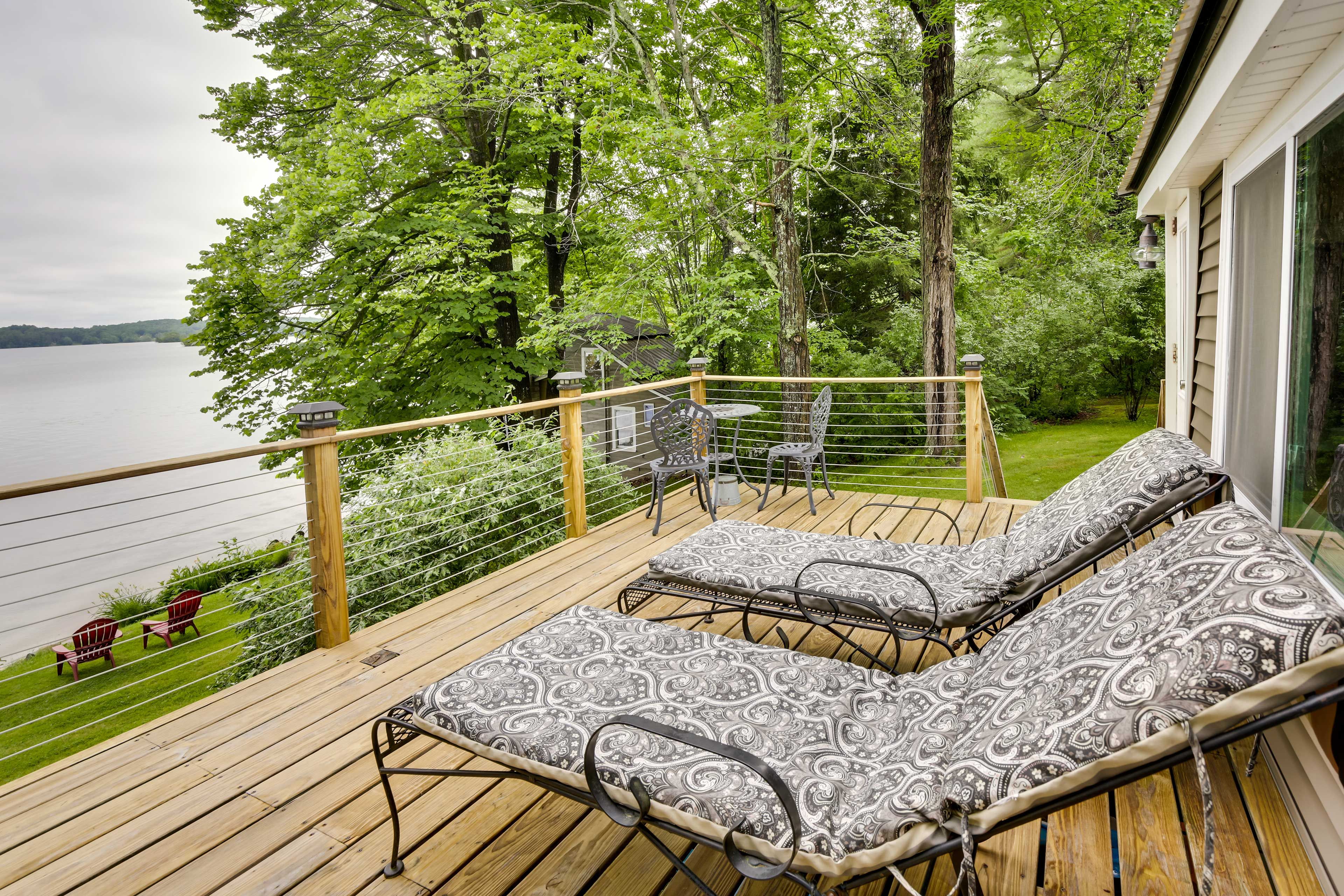 Winthrop Vacation Rental | 2BR | 1BA | 2,000 Sq Ft | Stairs Required