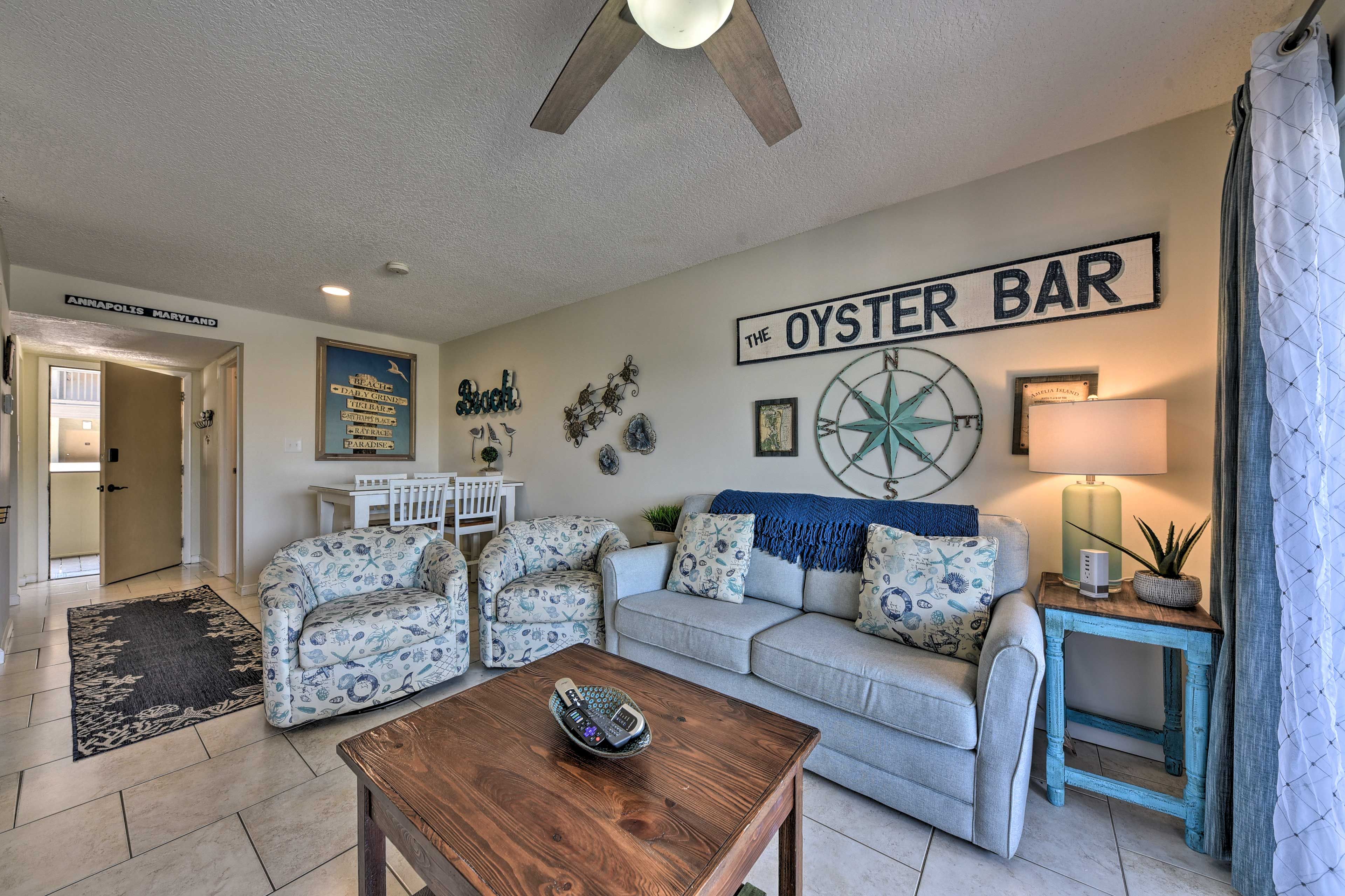 Main Living Space | Air Conditioning | Ceiling Fans