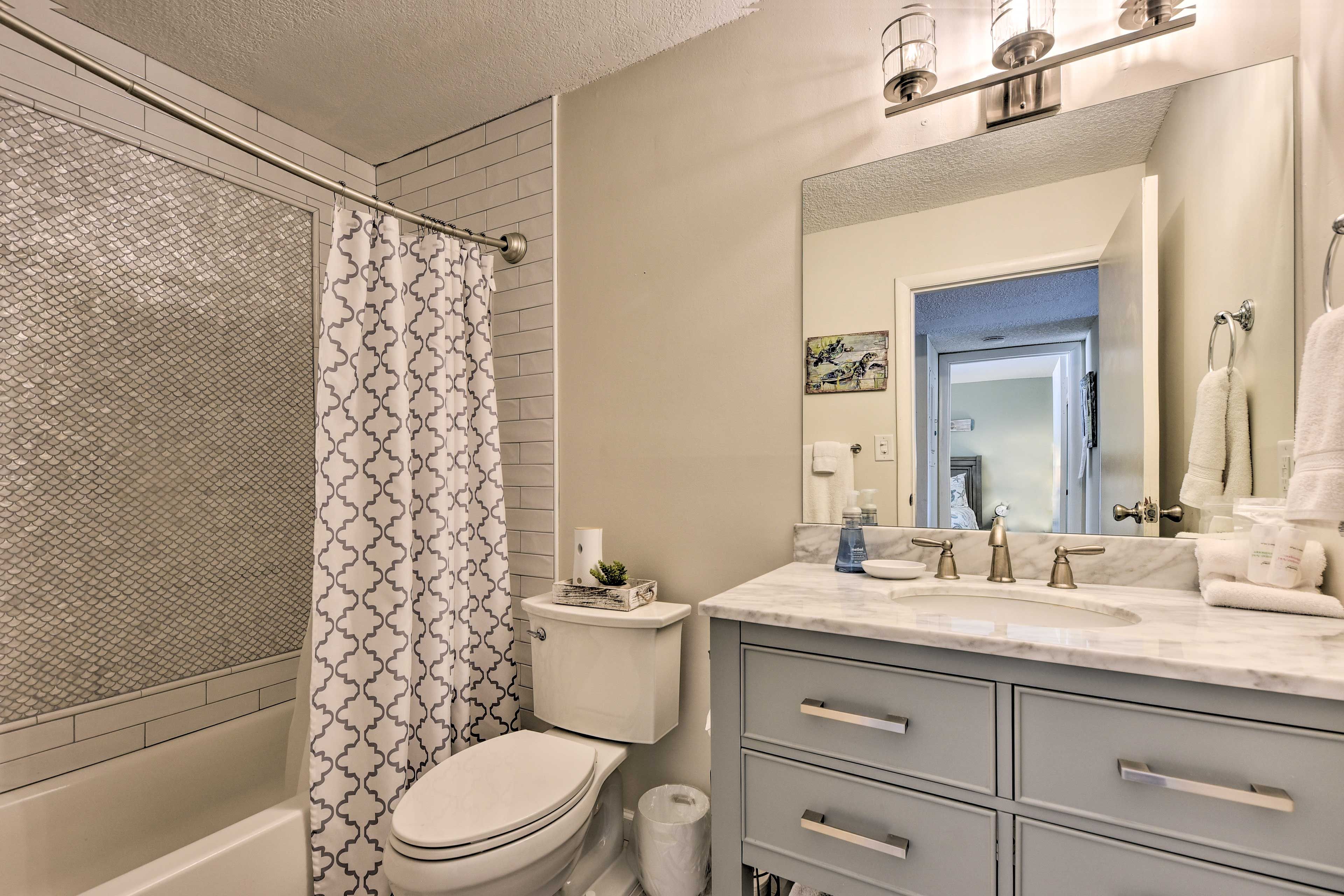 Full Bathroom