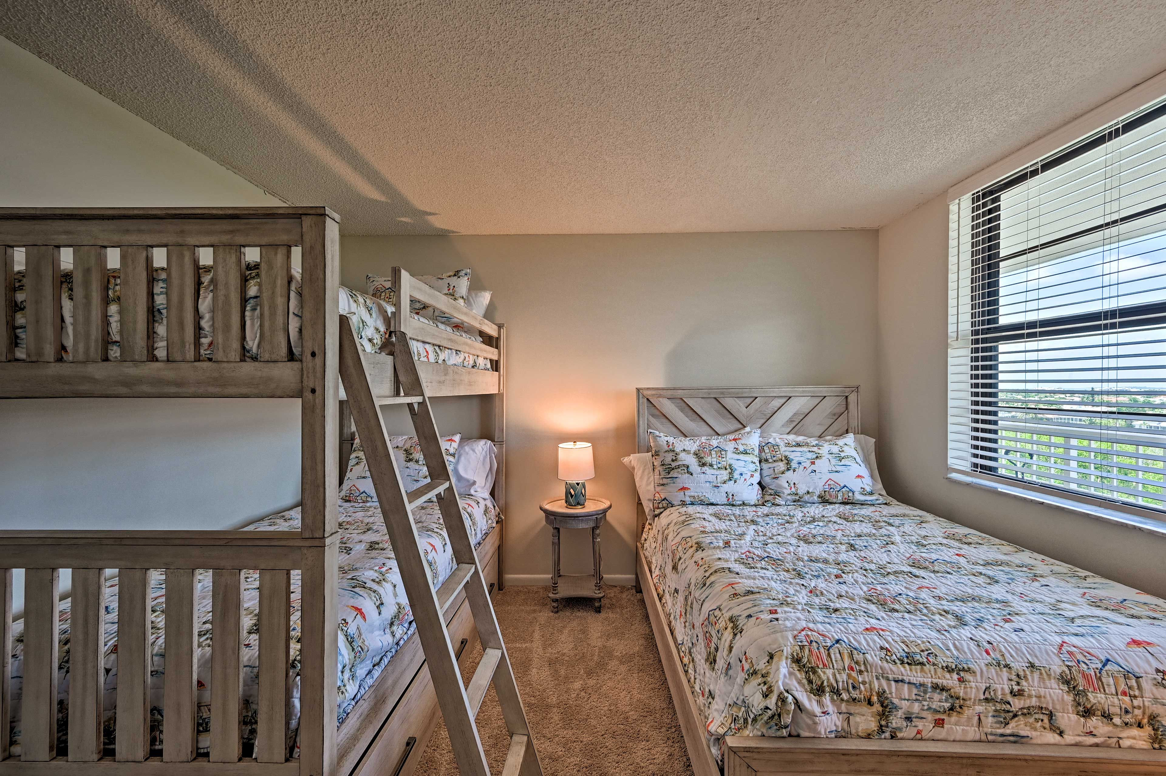 Bedroom 2 | Linens Provided