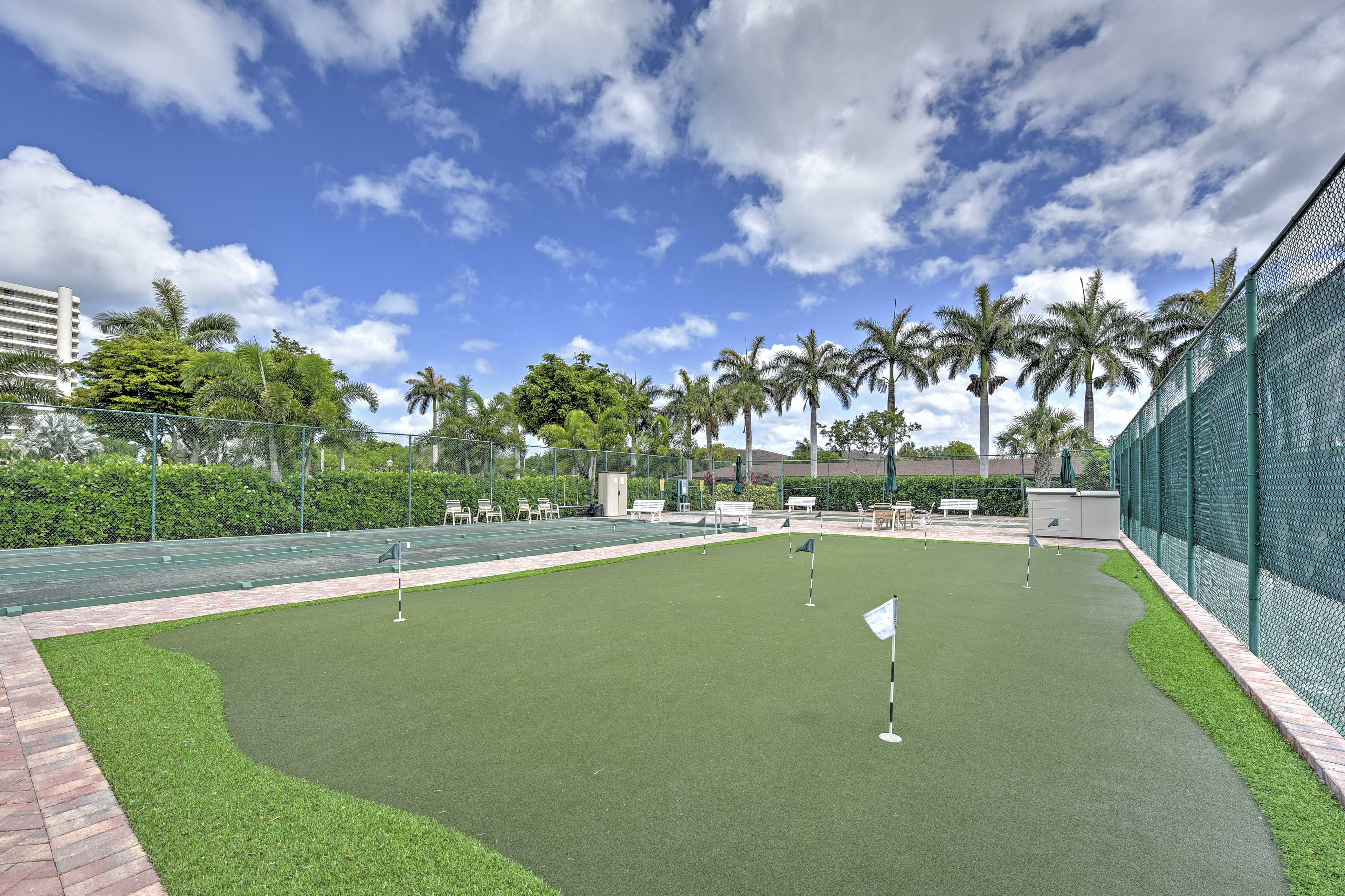 Community Putting Green