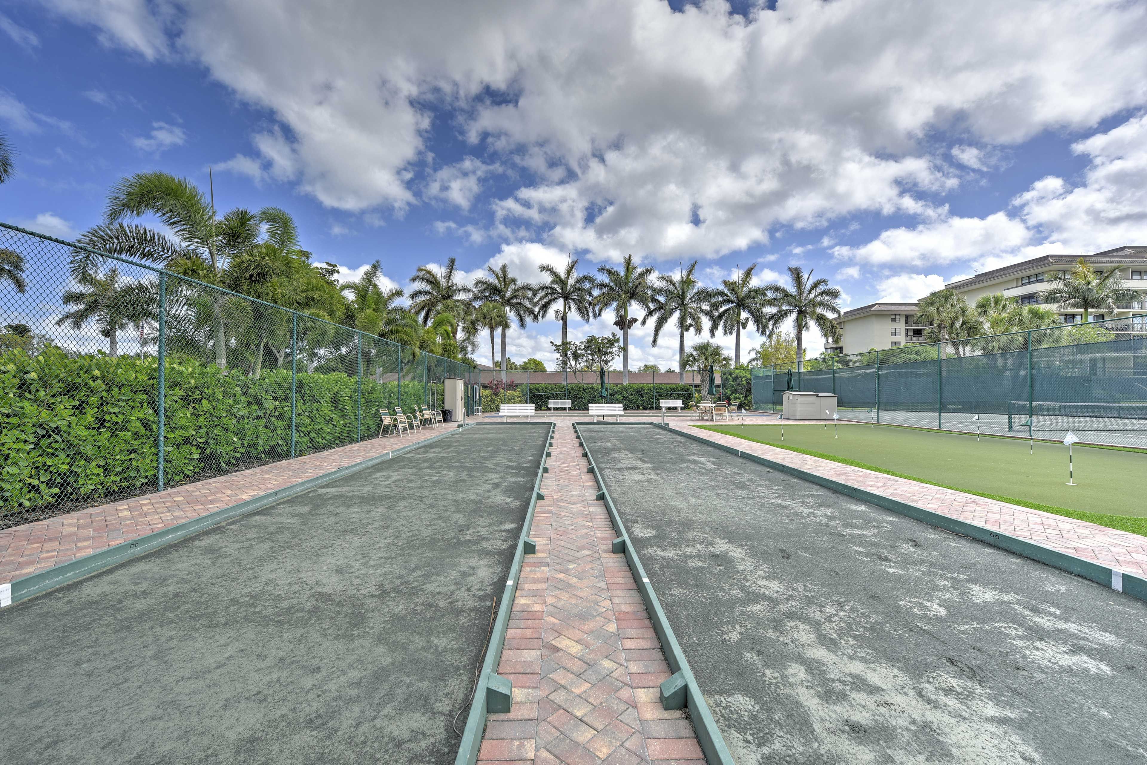 Community Bocce Ball Courts