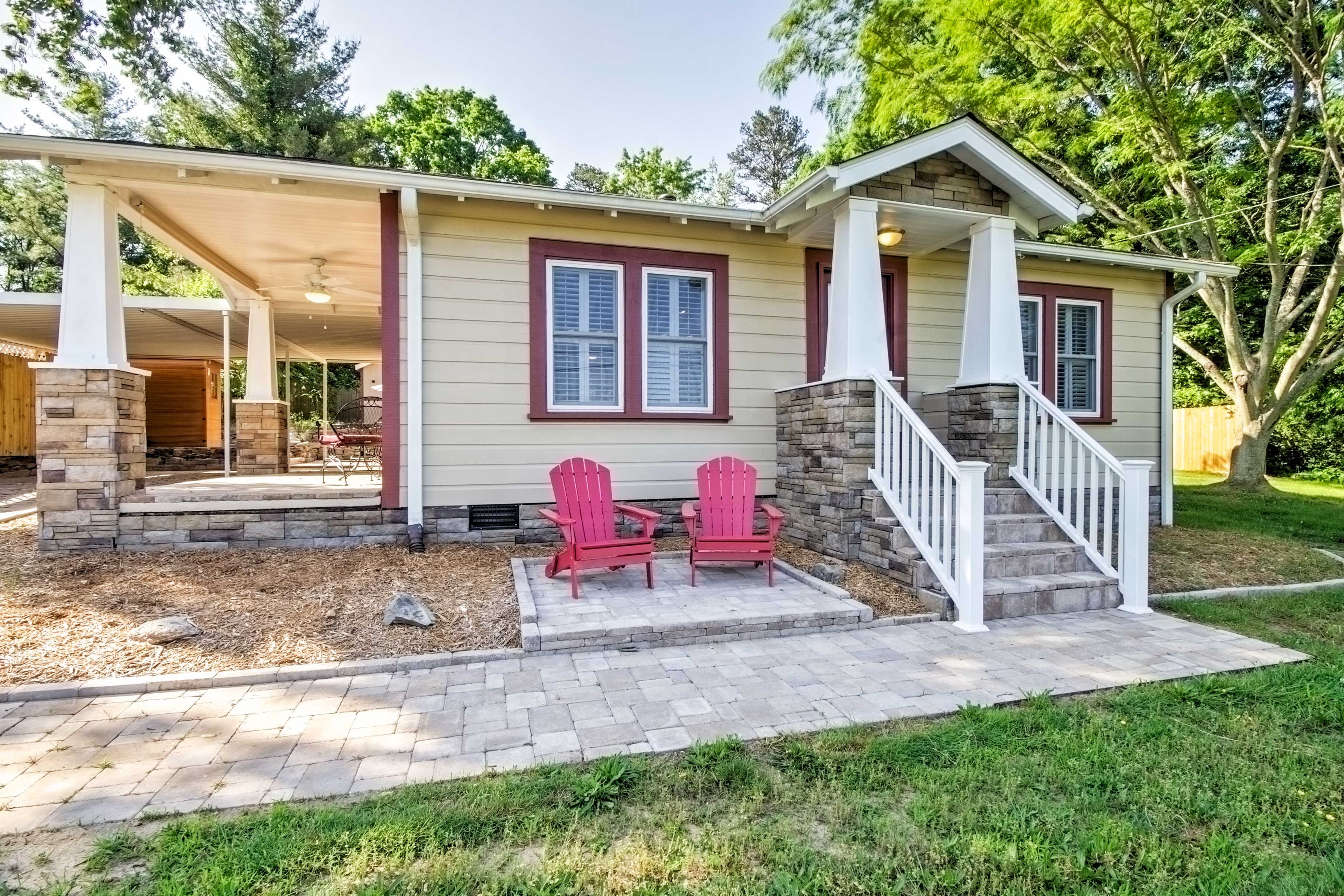 Enjoy the ultimate home-away-from-home experience at this fully restored 1-bedroom, 2-bathroom Swannanoa vacation rental cottage!