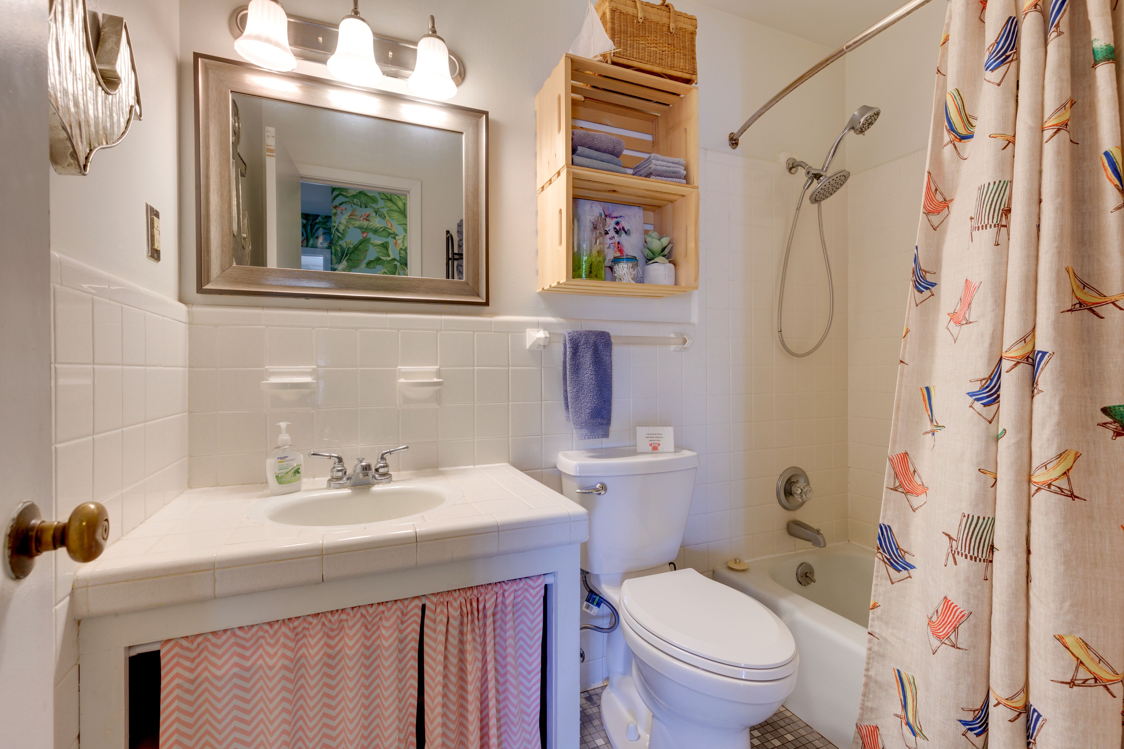 Bathroom | Towels Provided
