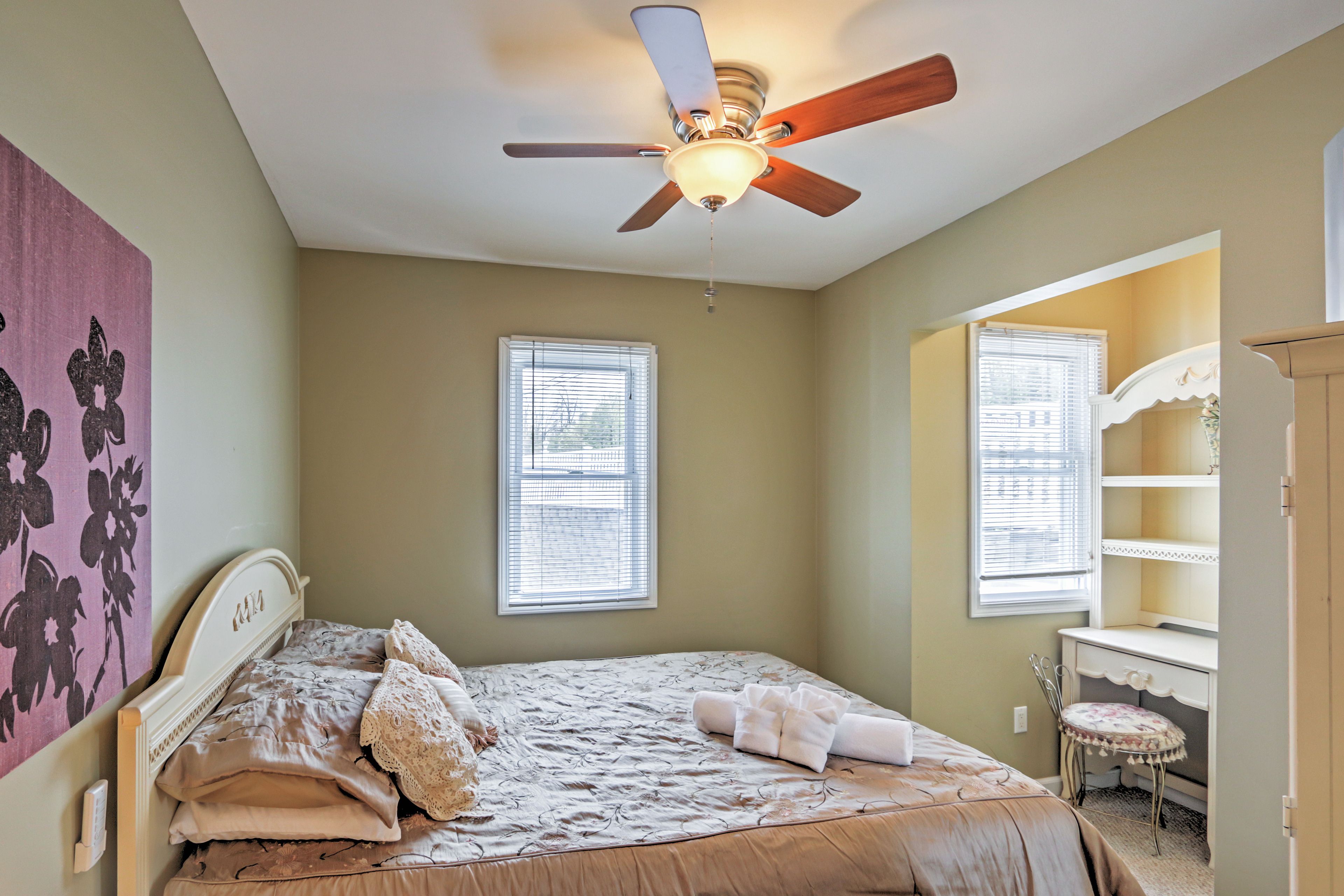 Bedroom 4 | Queen Bed | Main Level