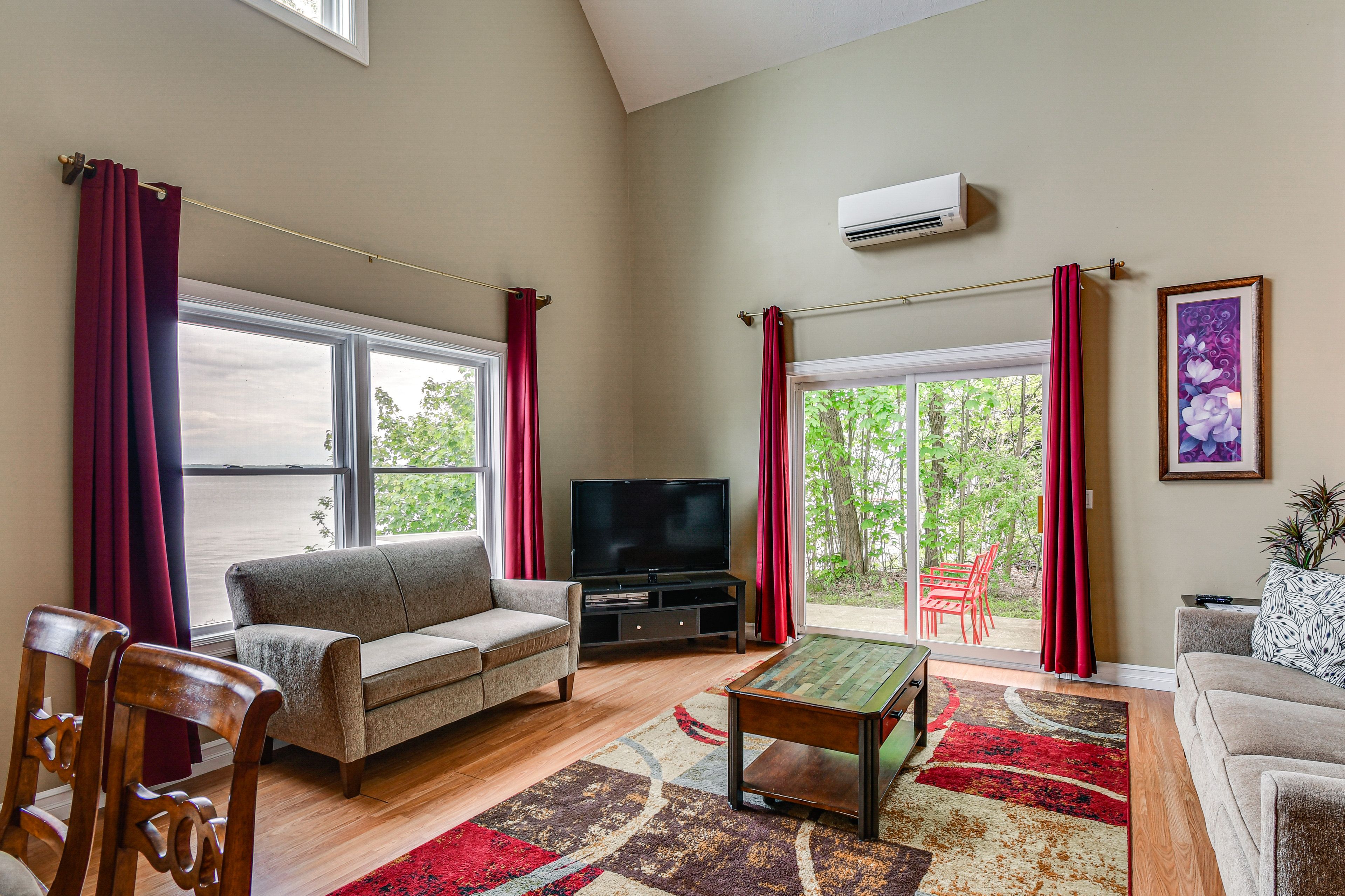Great Room | Main Level