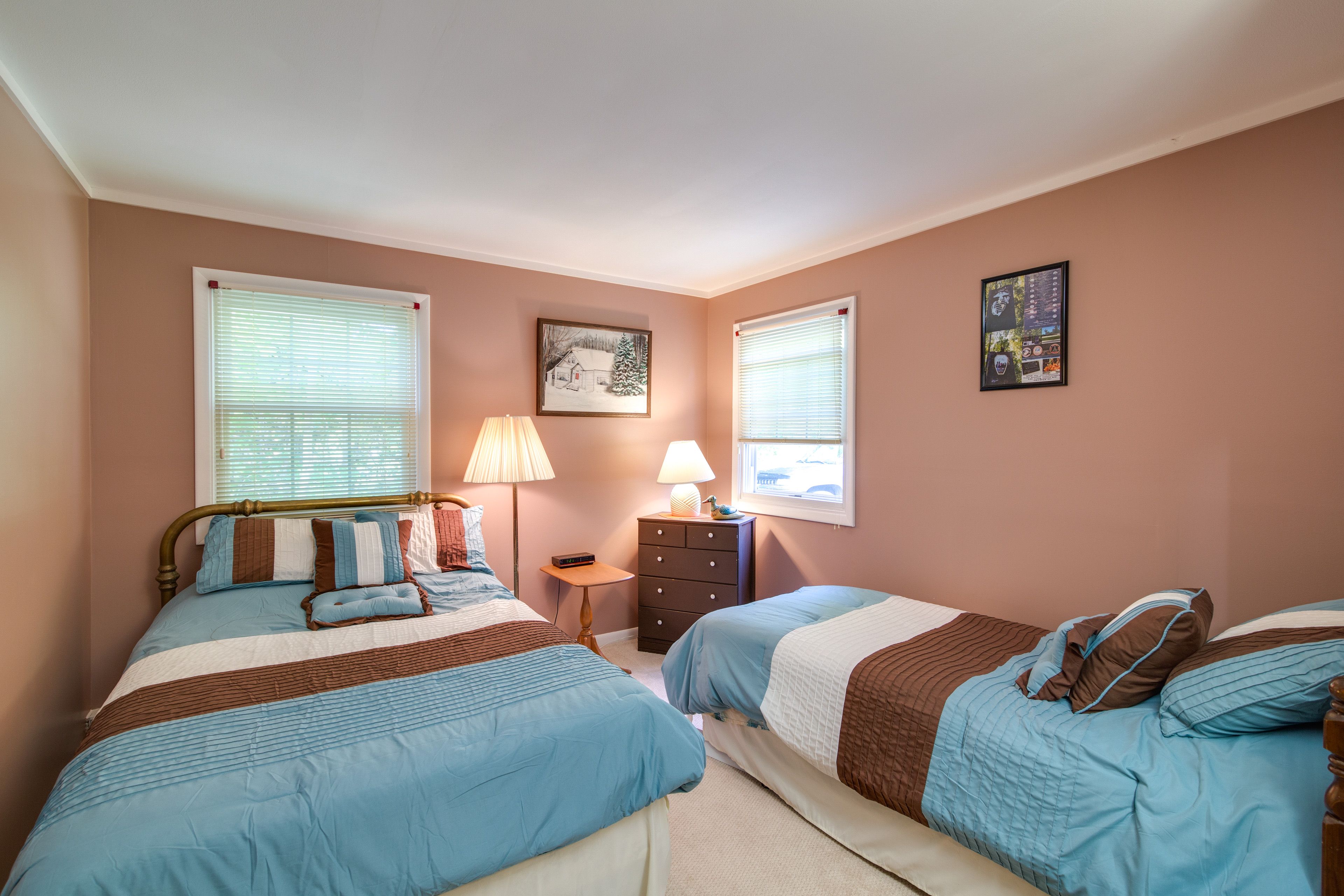 Bedroom 2 | Full Bed, Twin Bed