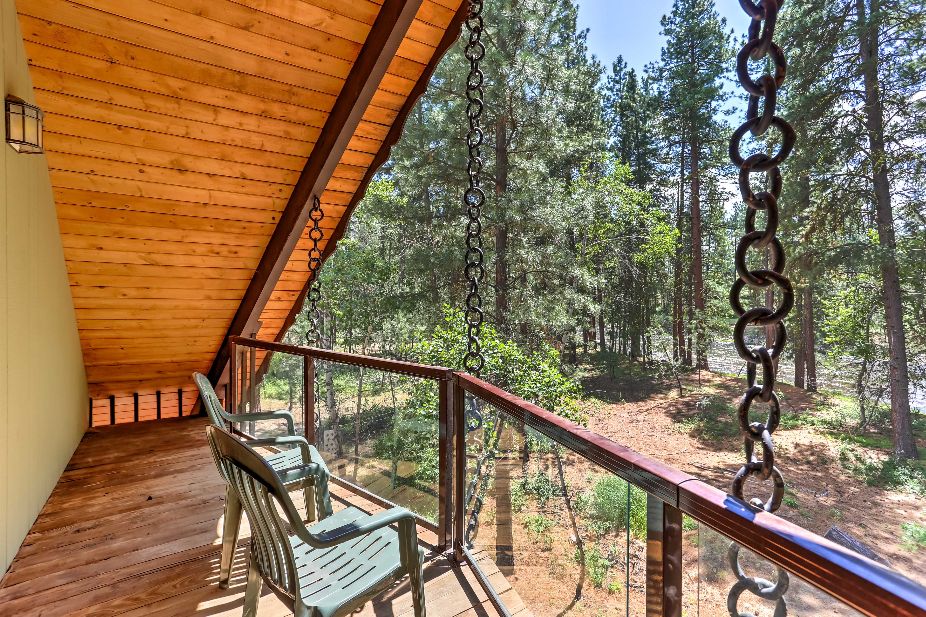 Private Balcony | River Views