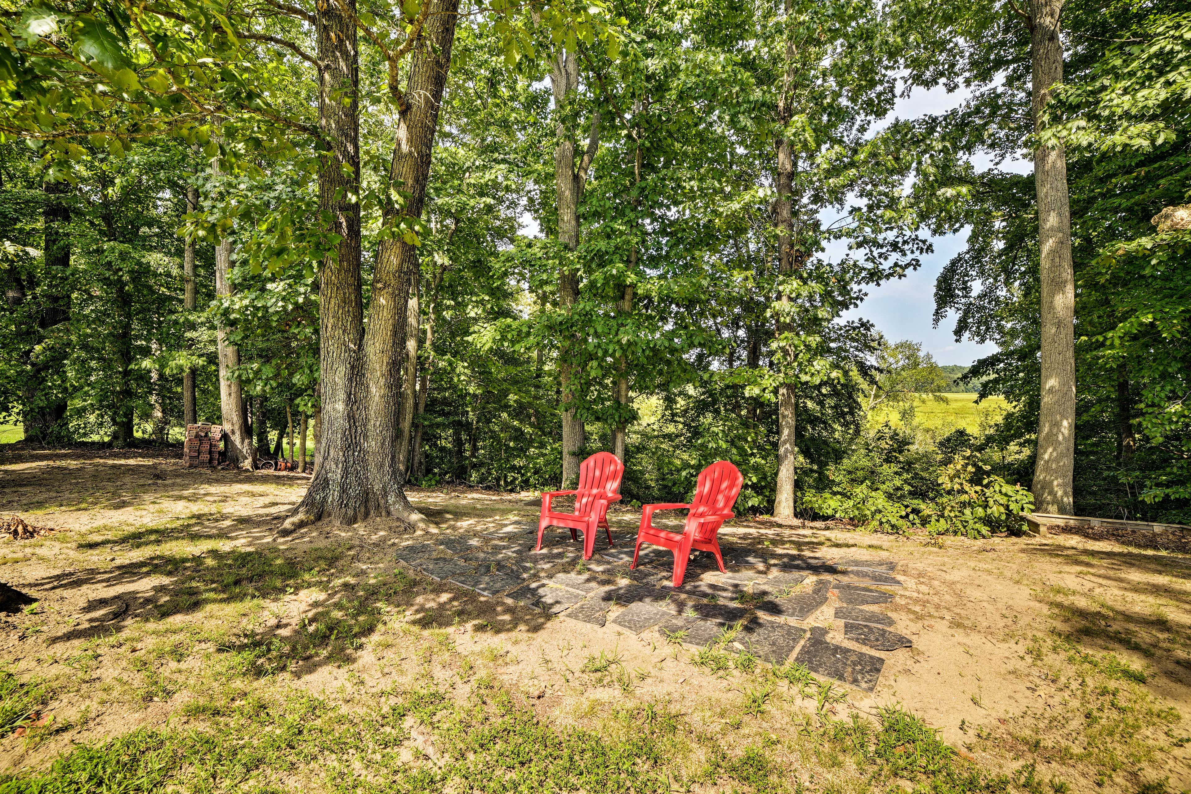 Settle into this cozy spot beneath the leaves!