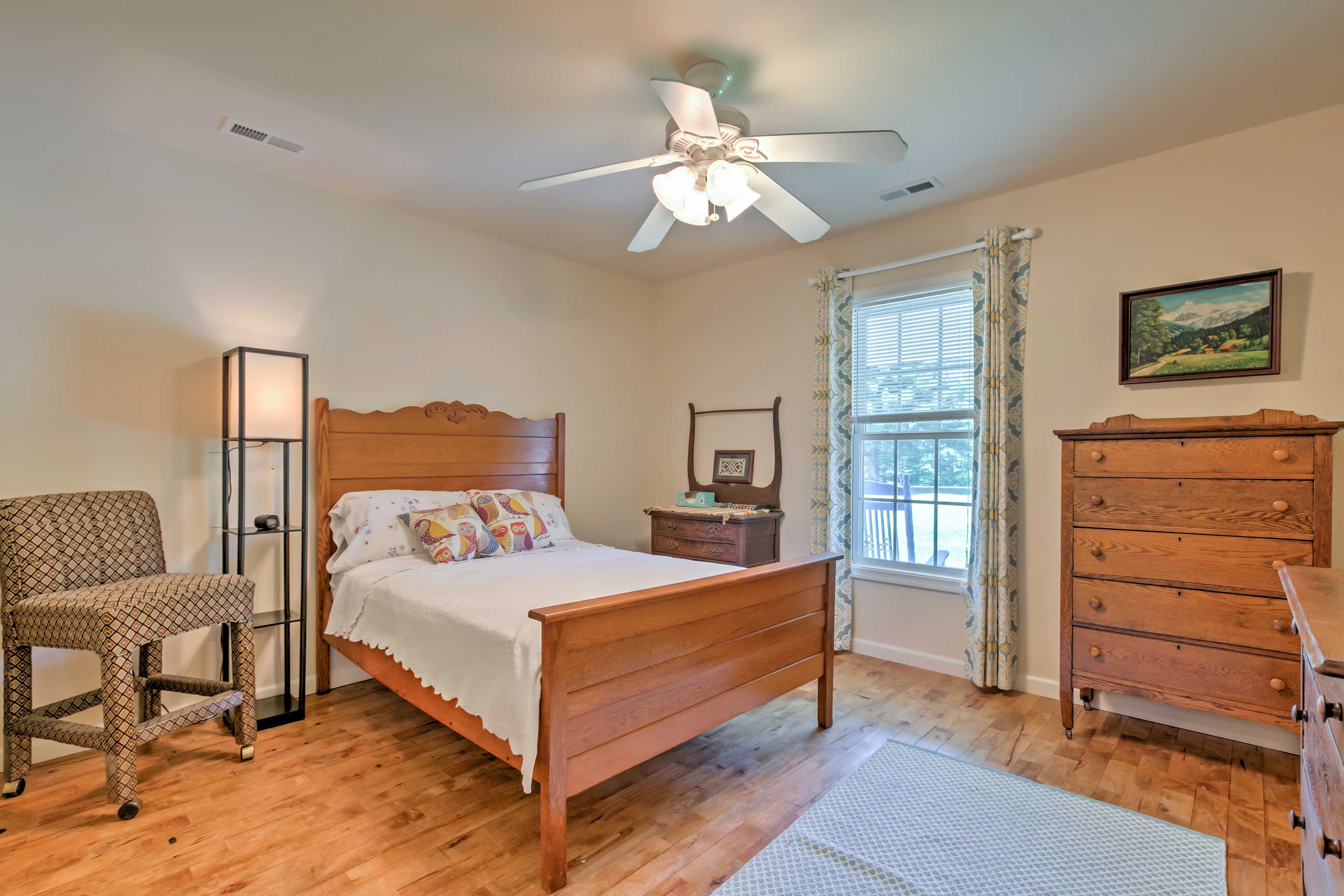The home offers 3 bedrooms for guests to sleep in.