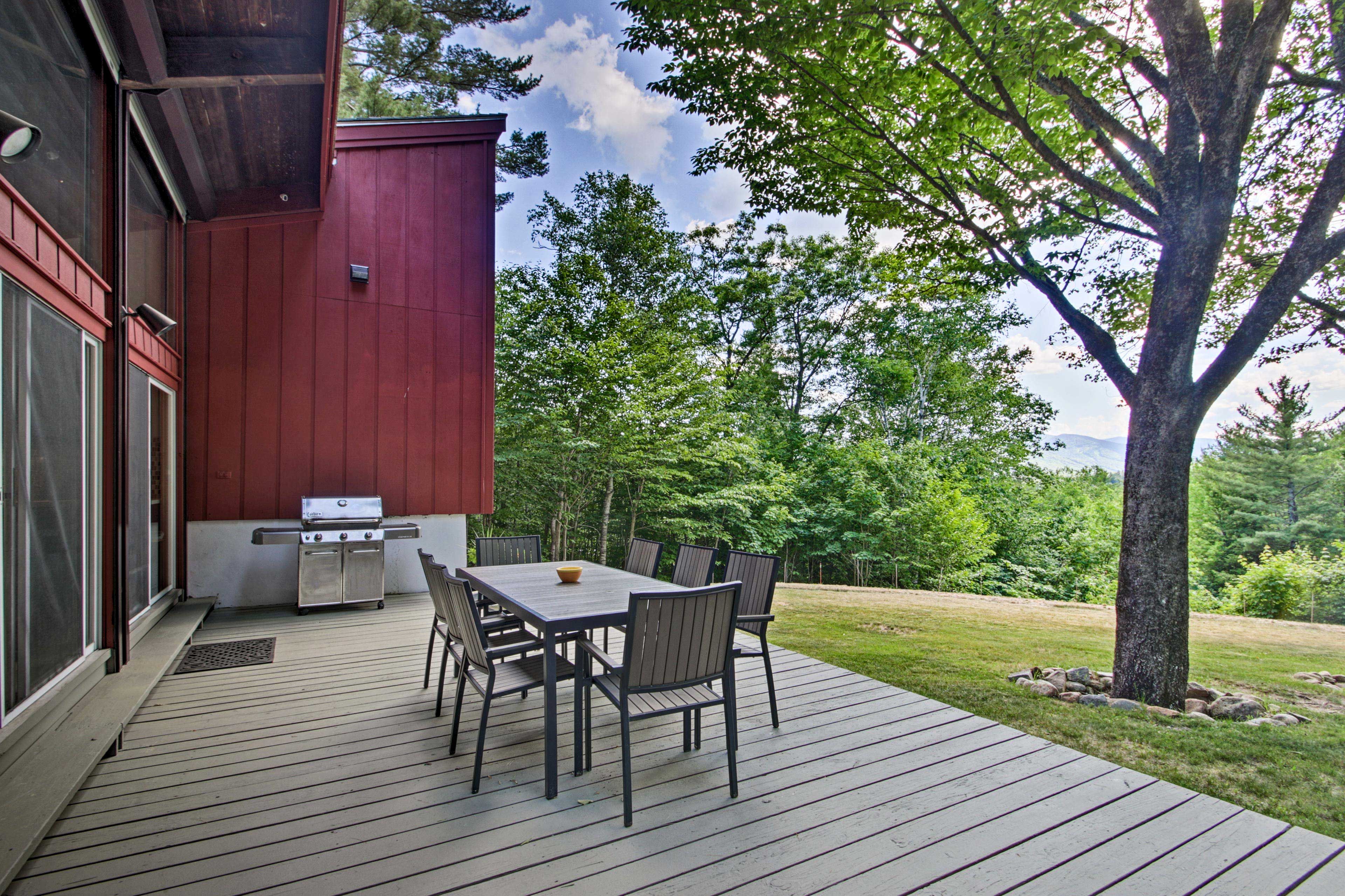 Deck | Outdoor Dining