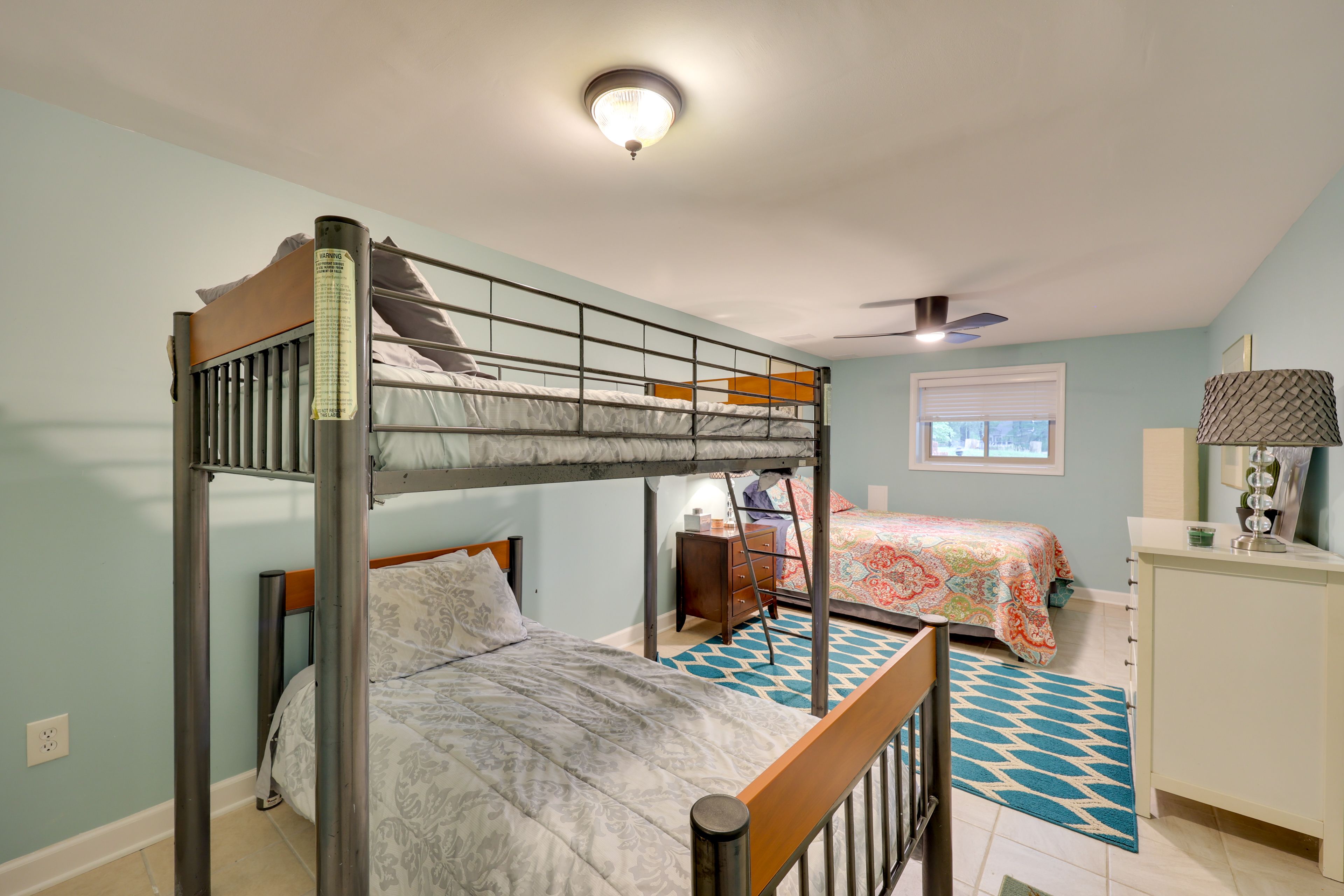 Bedroom 5 | Queen Bed | 2 Twin Beds