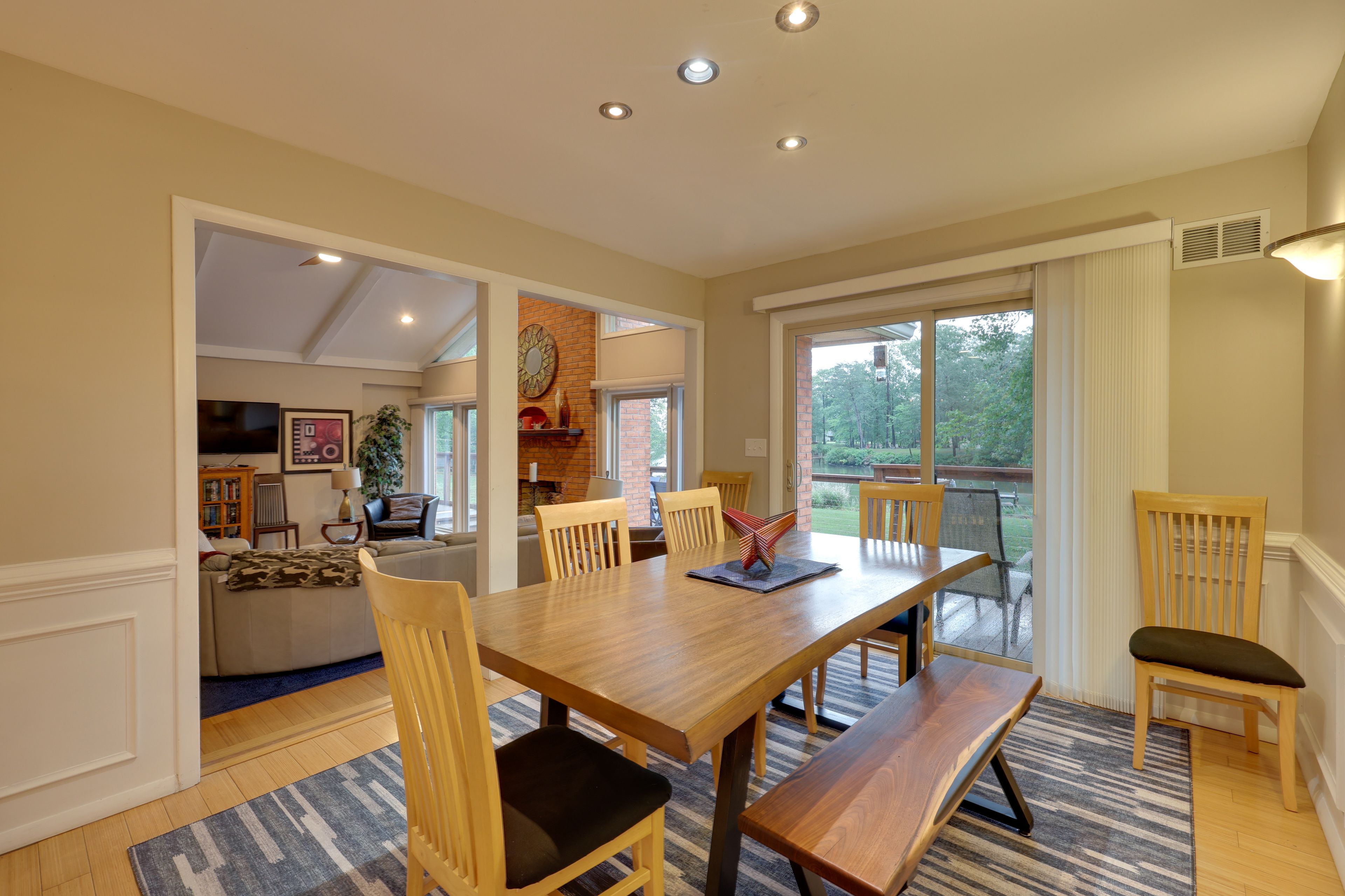 Dining Area | Dishware & Flatware