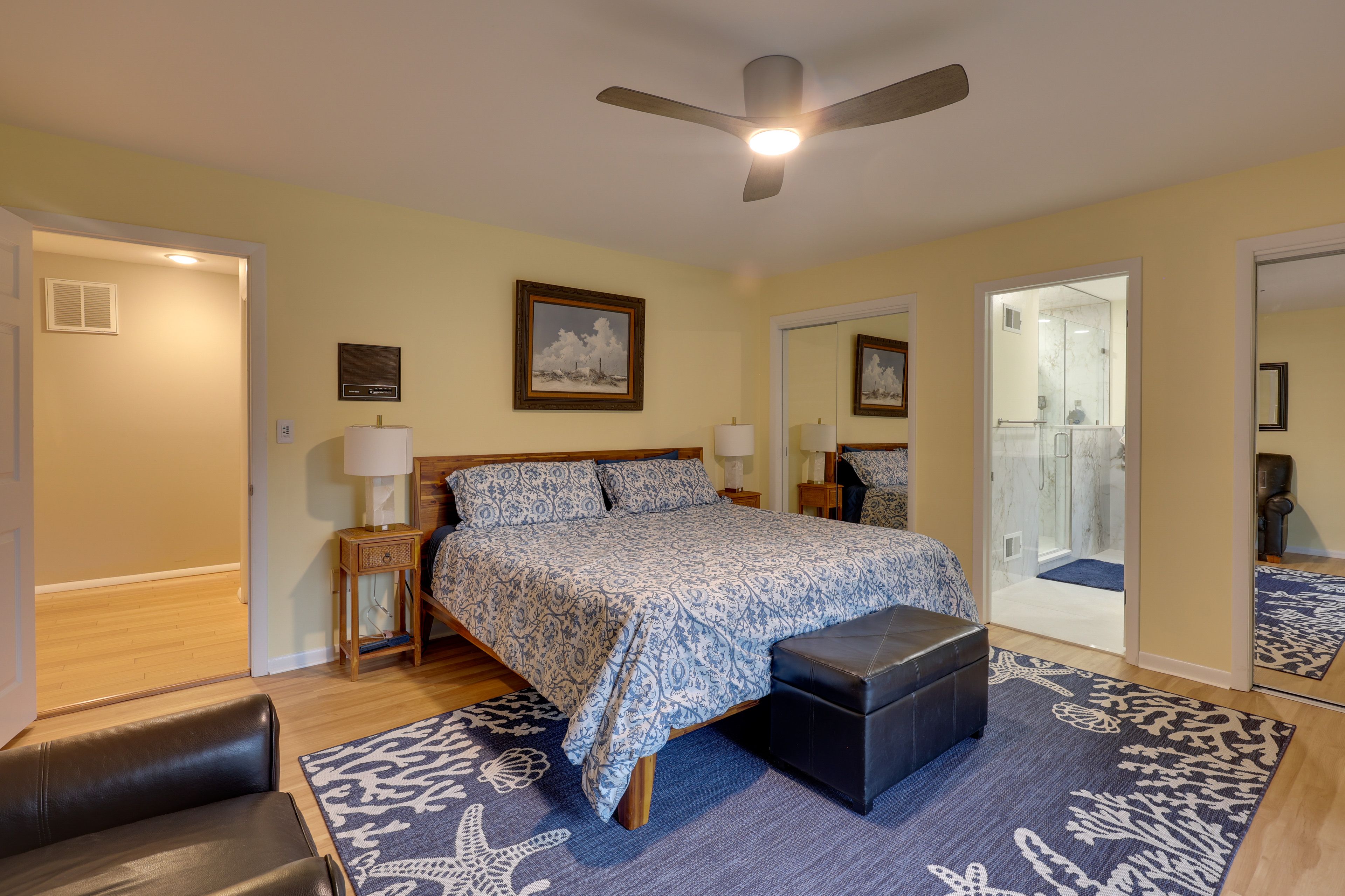 Bedroom 1 |  King Bed