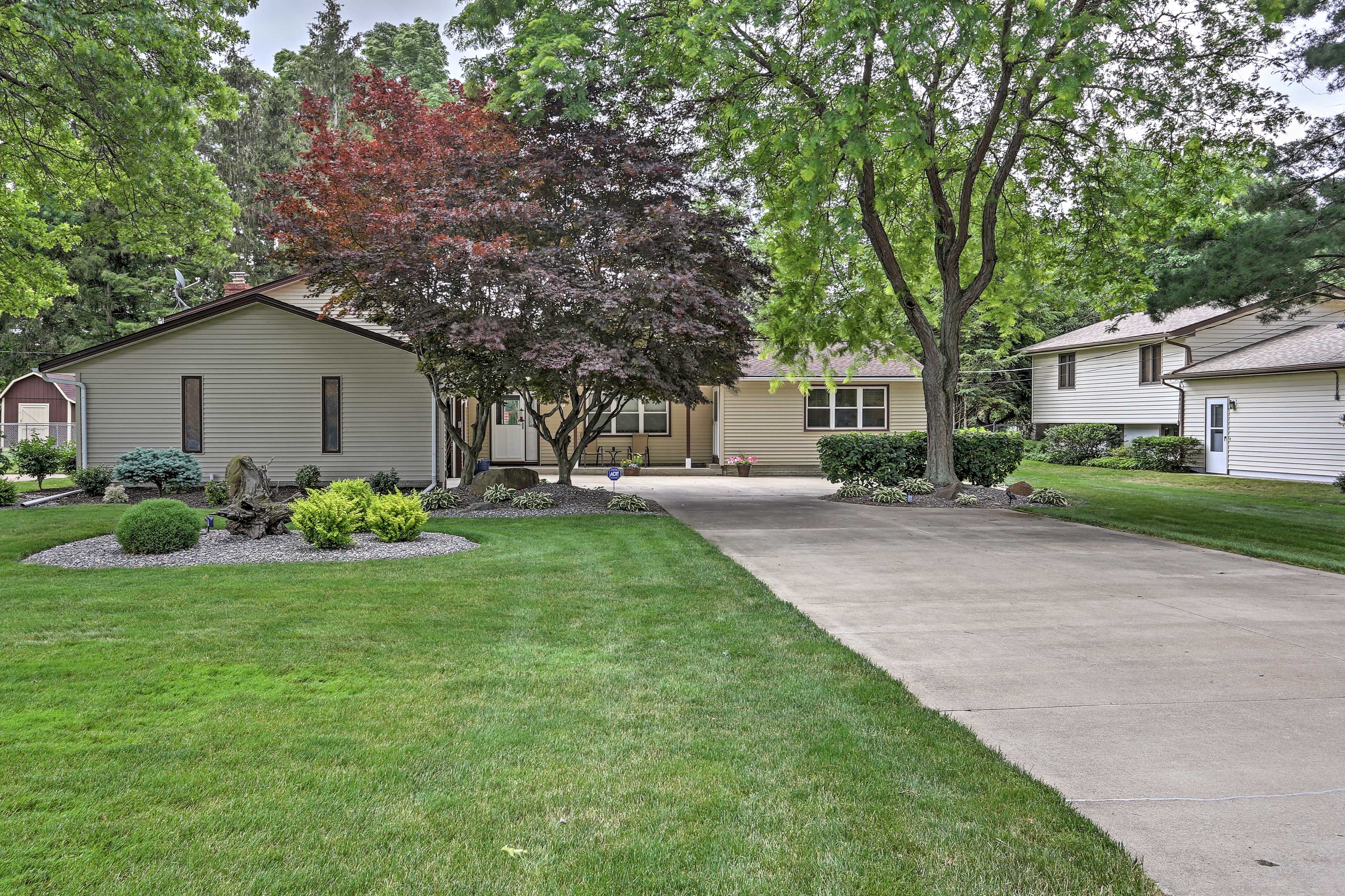 The apartment boasts a quiet neighborhood location.