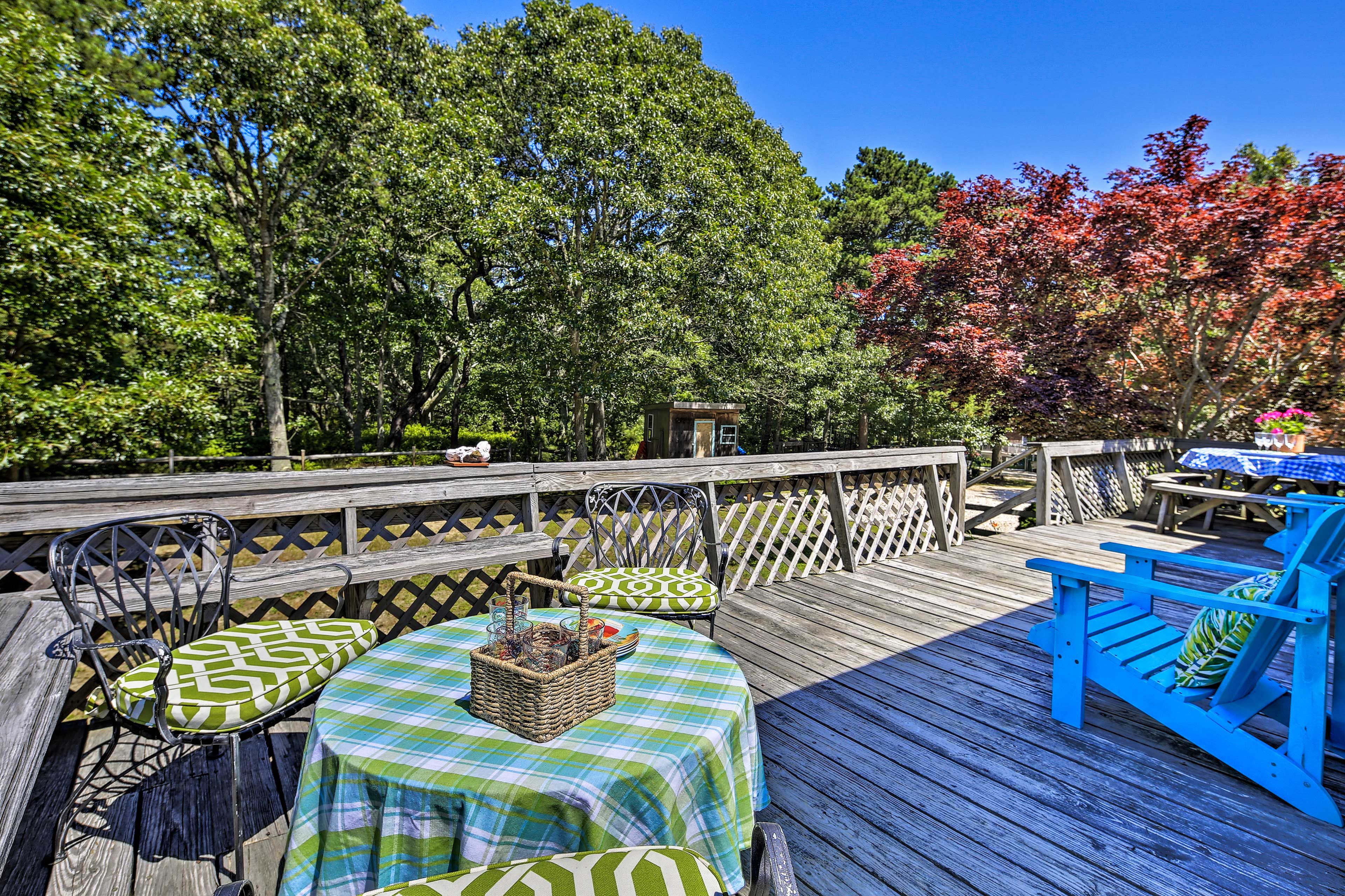 Private Furnished Deck