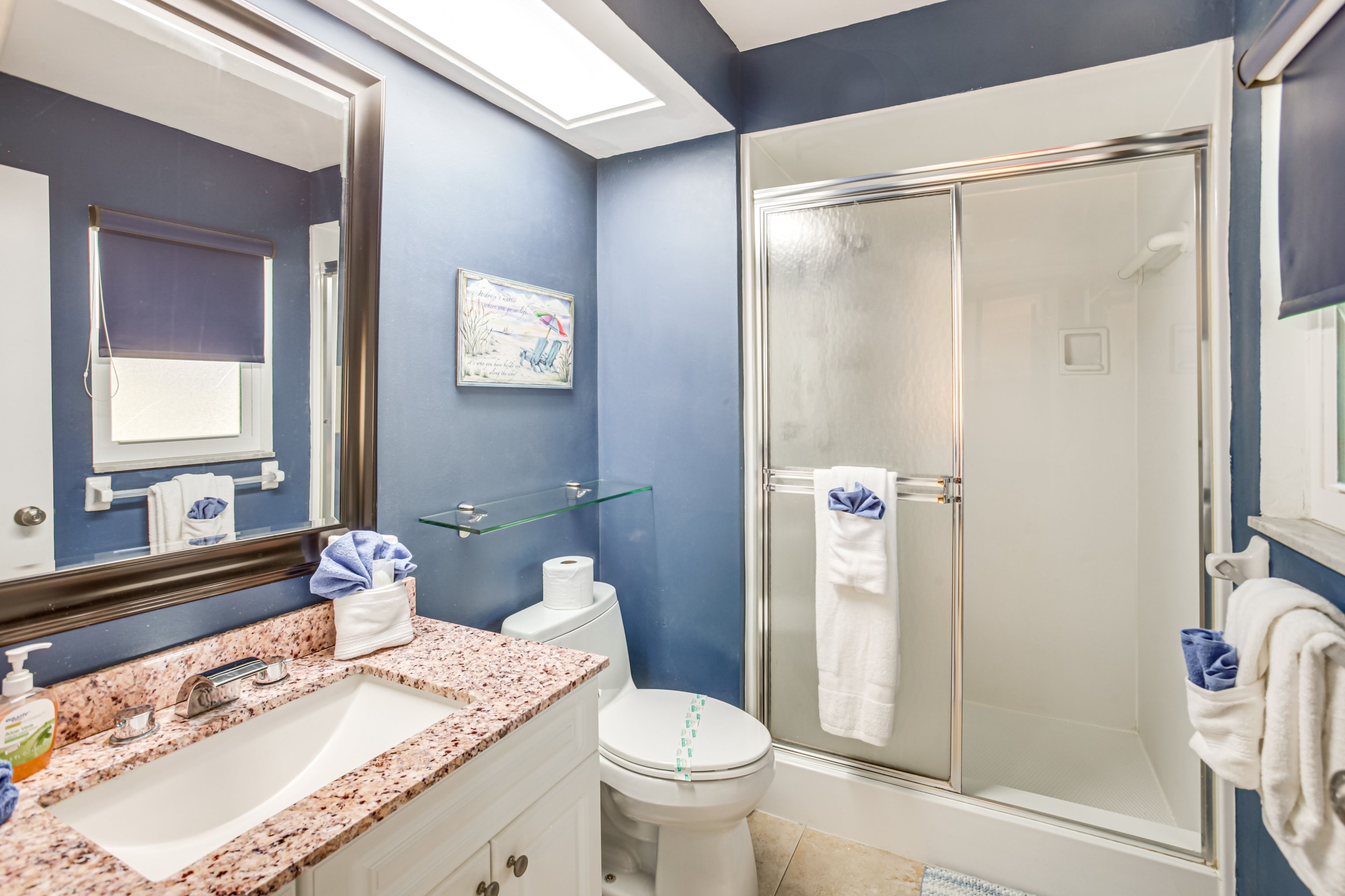 En-Suite Bathroom | Towels Provided