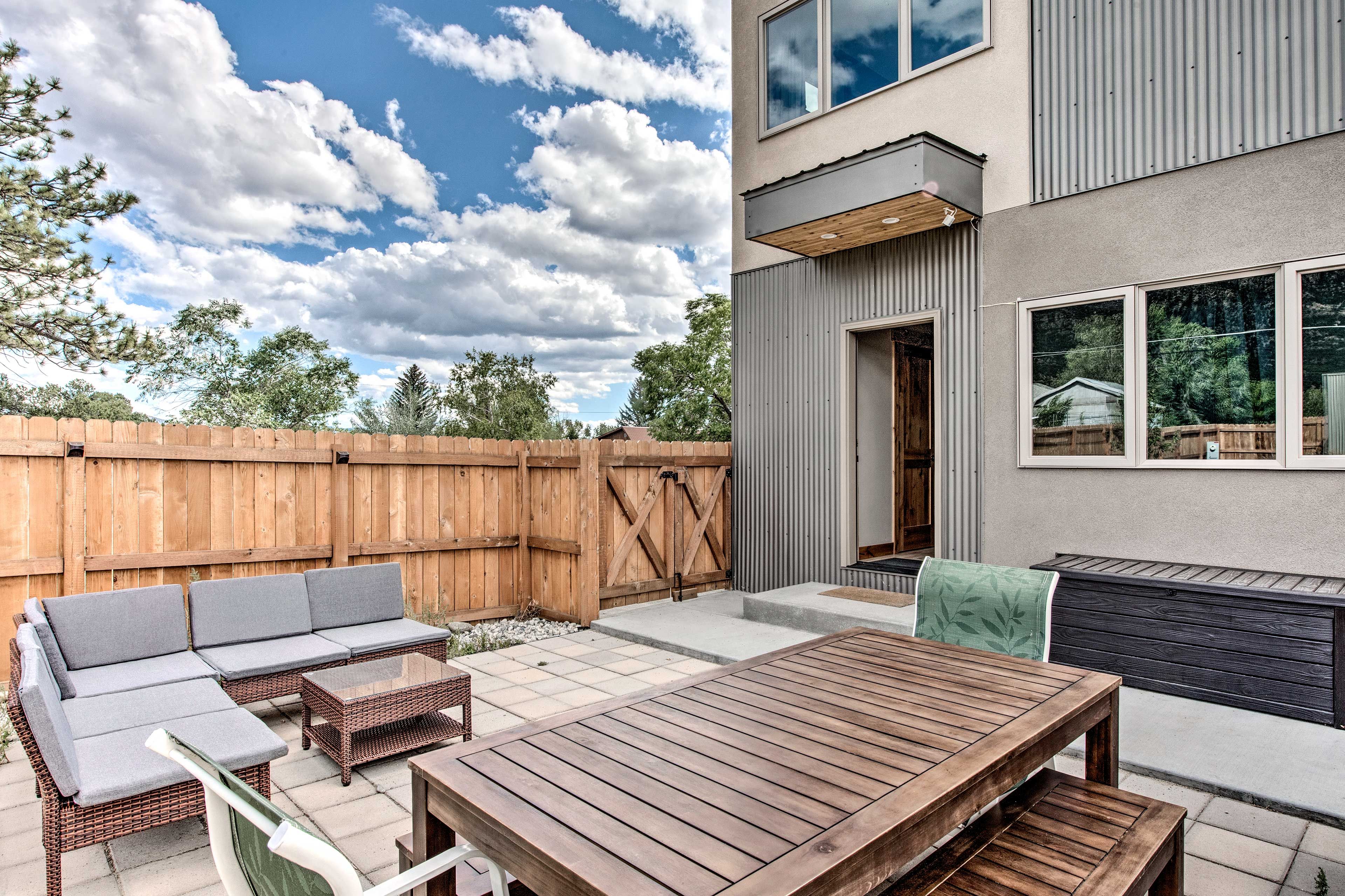 Furnished Patio | Mountain Views
