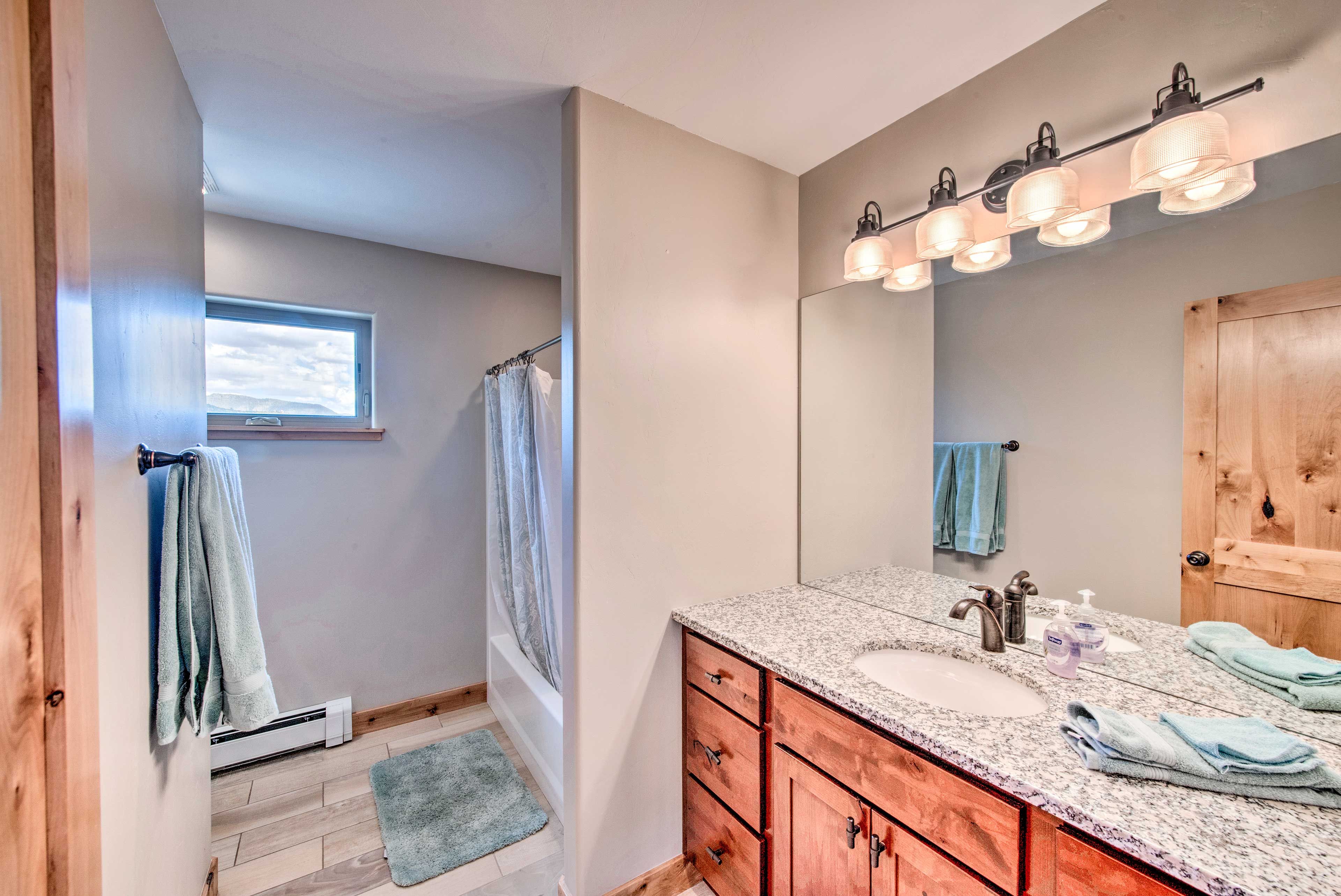 Full Bathroom