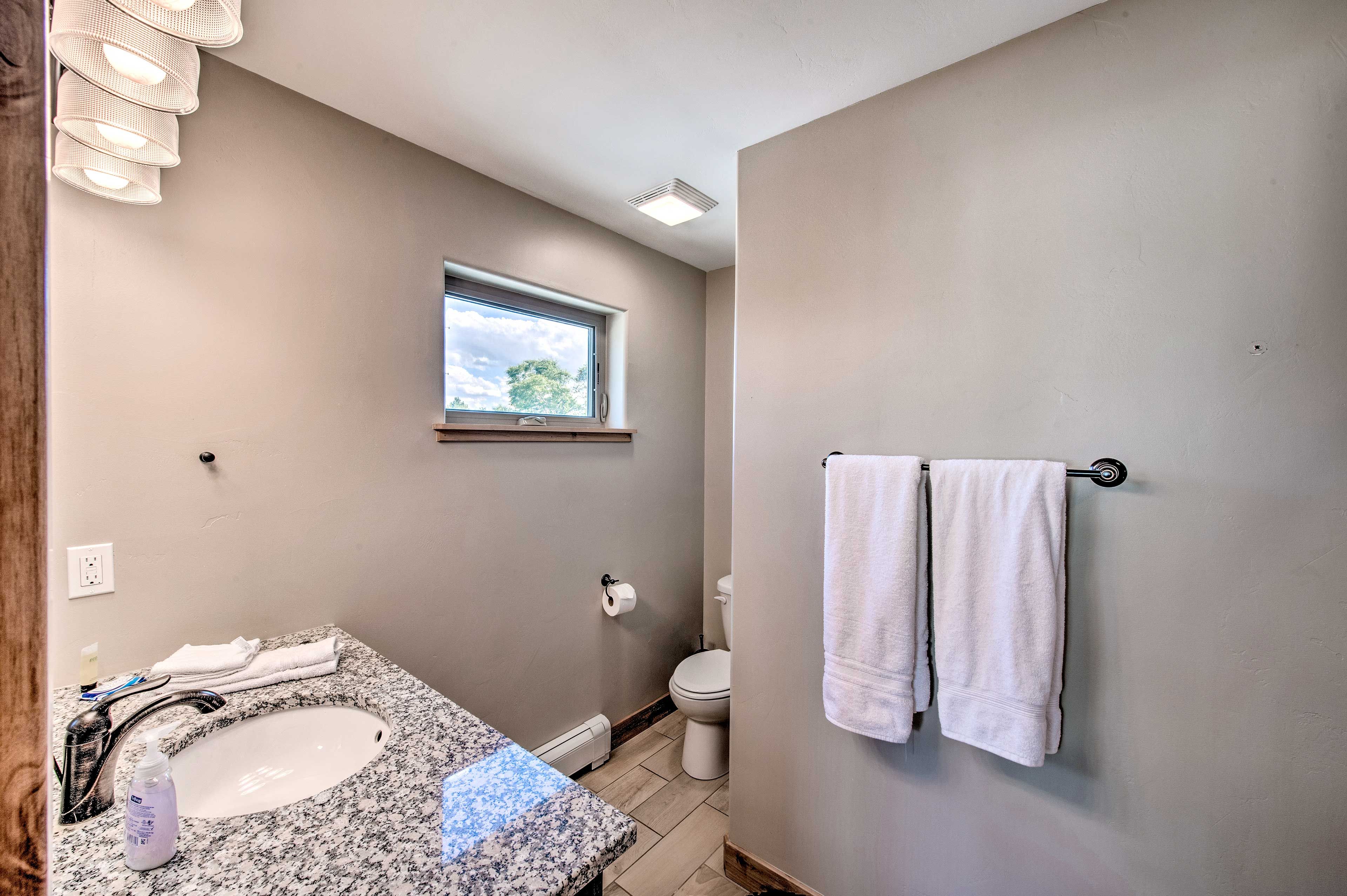 Full Bathroom