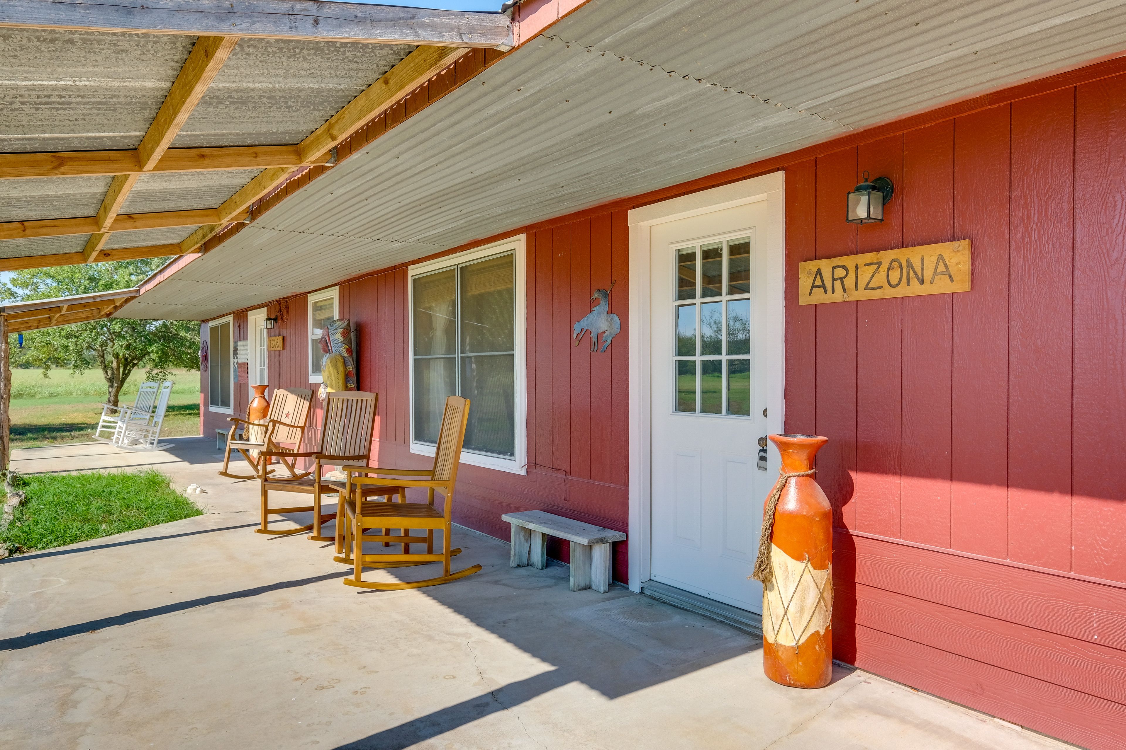 Carmine Vacation Rental | Studio | 1BA | 300 Sq Ft | Step-Free Access