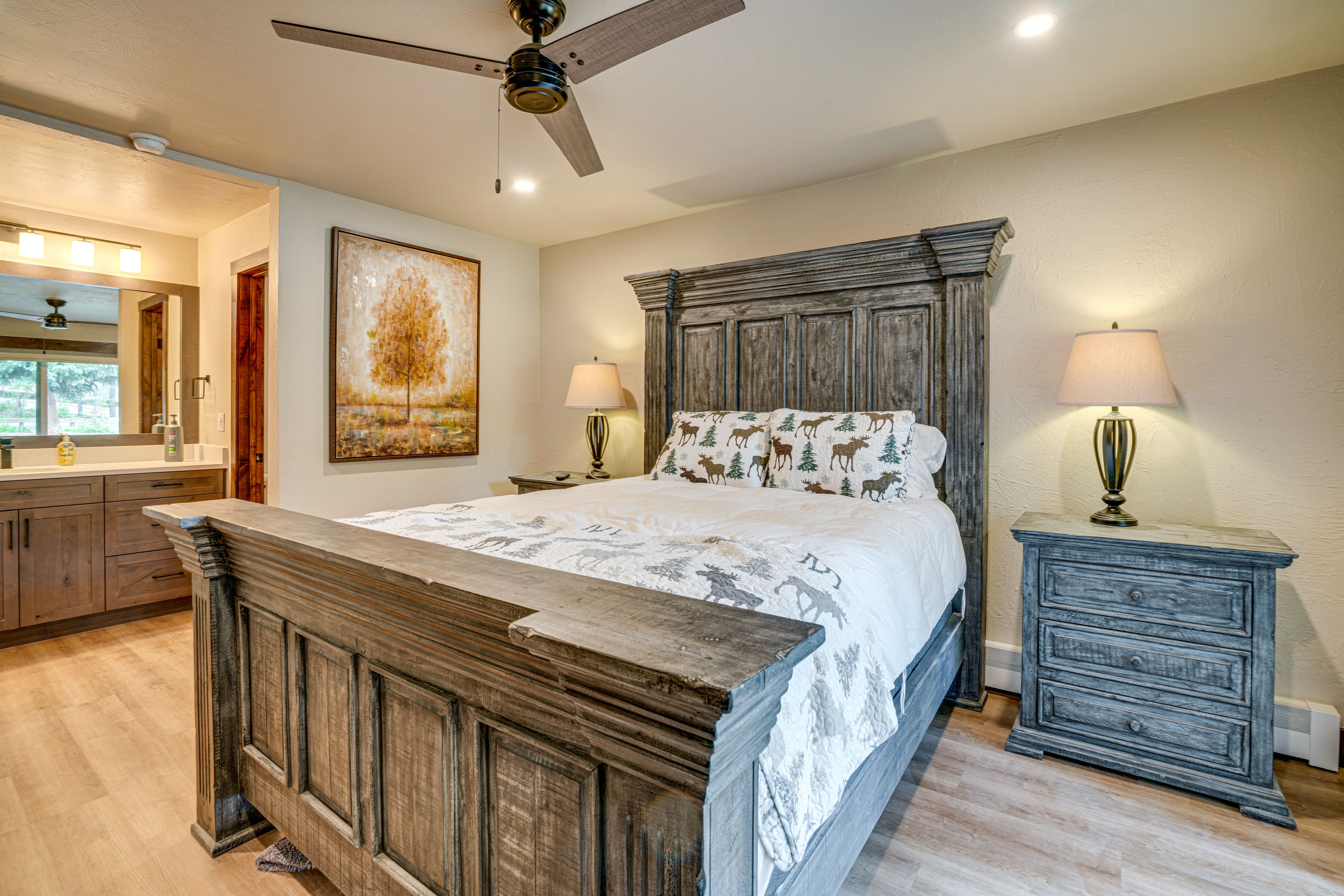 Bedroom 1 | Queen Bed | Linens Provided