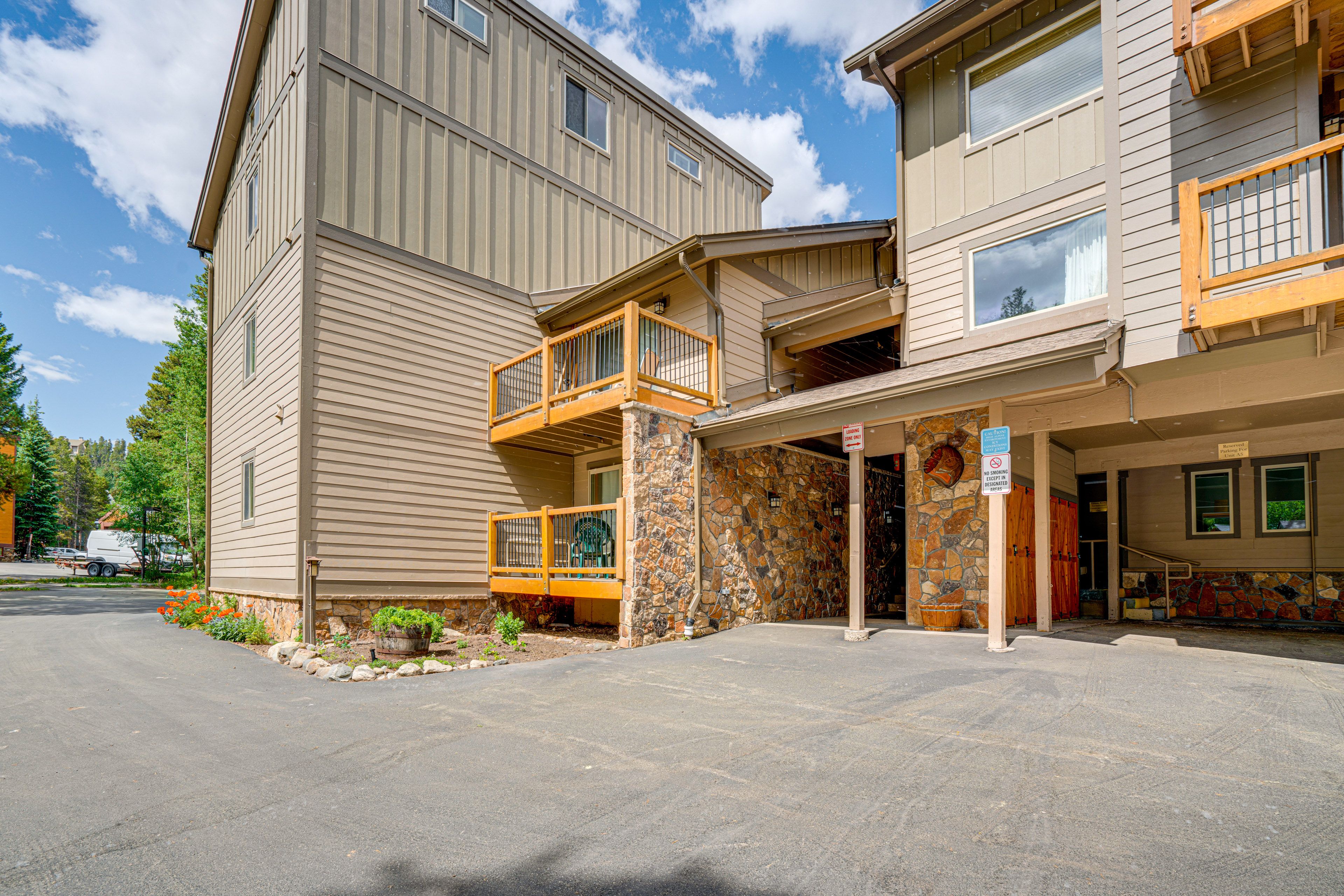 Building Exterior | Open Community Parking Lot (2 Vehicles)