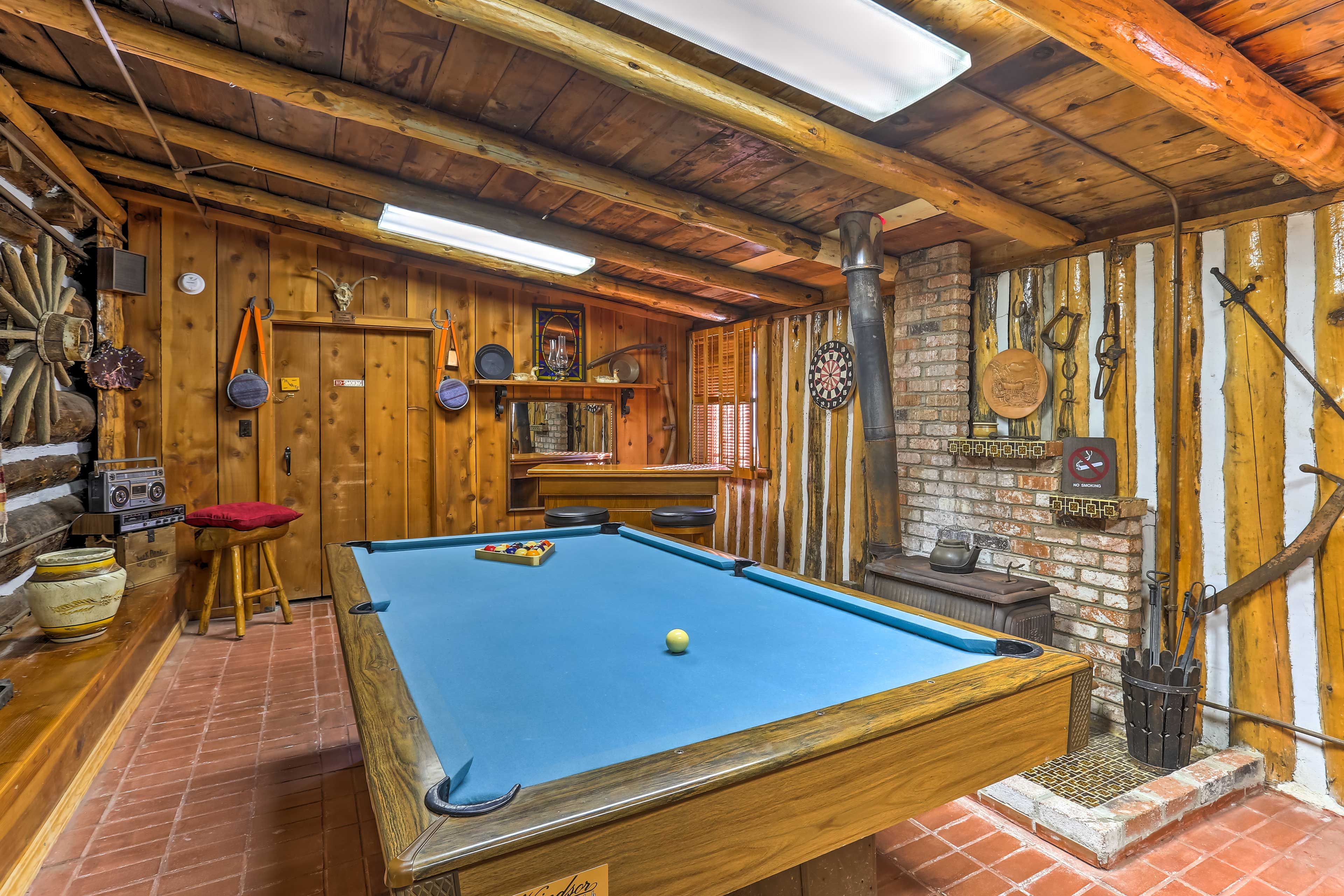 Game Room w/ Pool Table