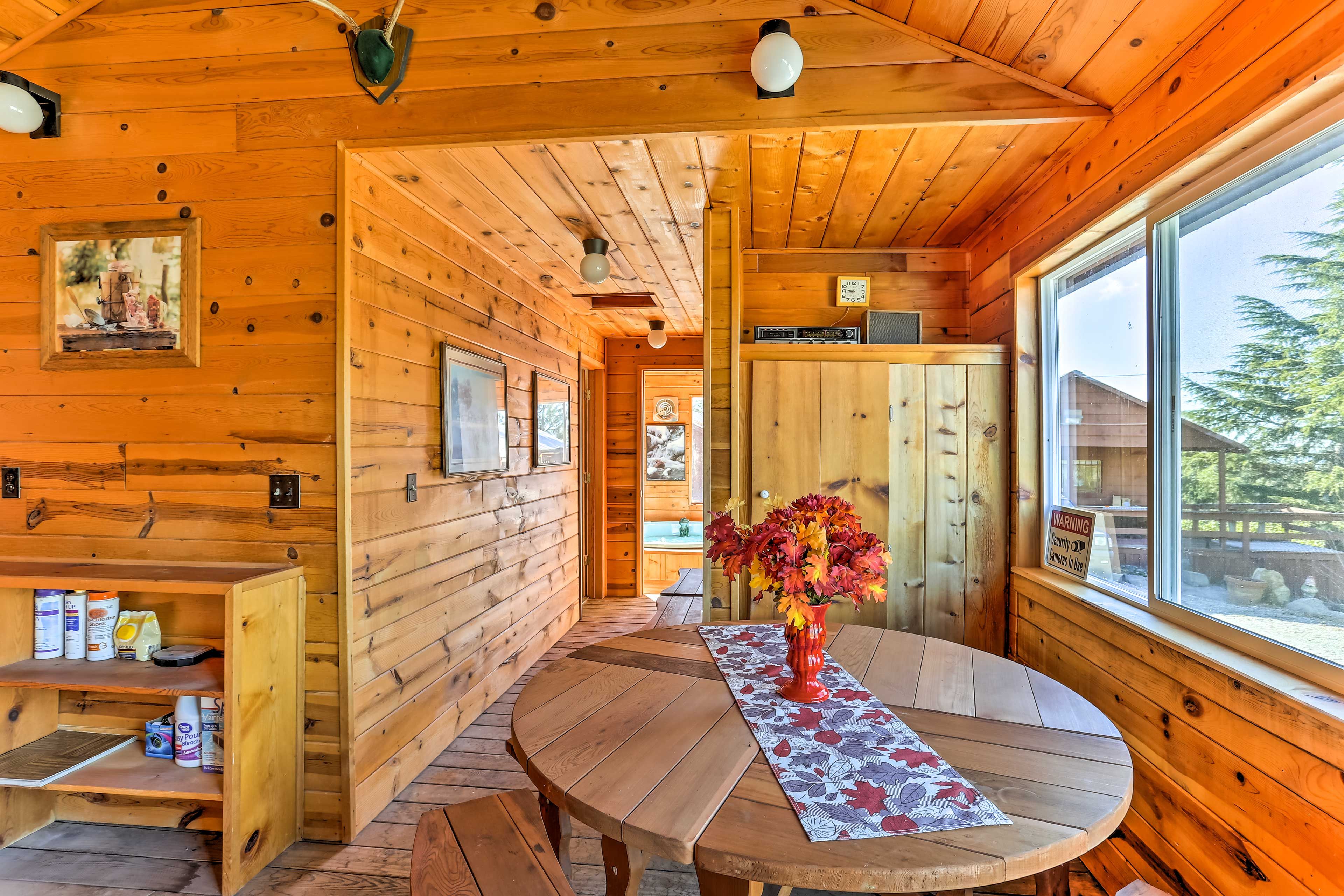 Additional Dining Area