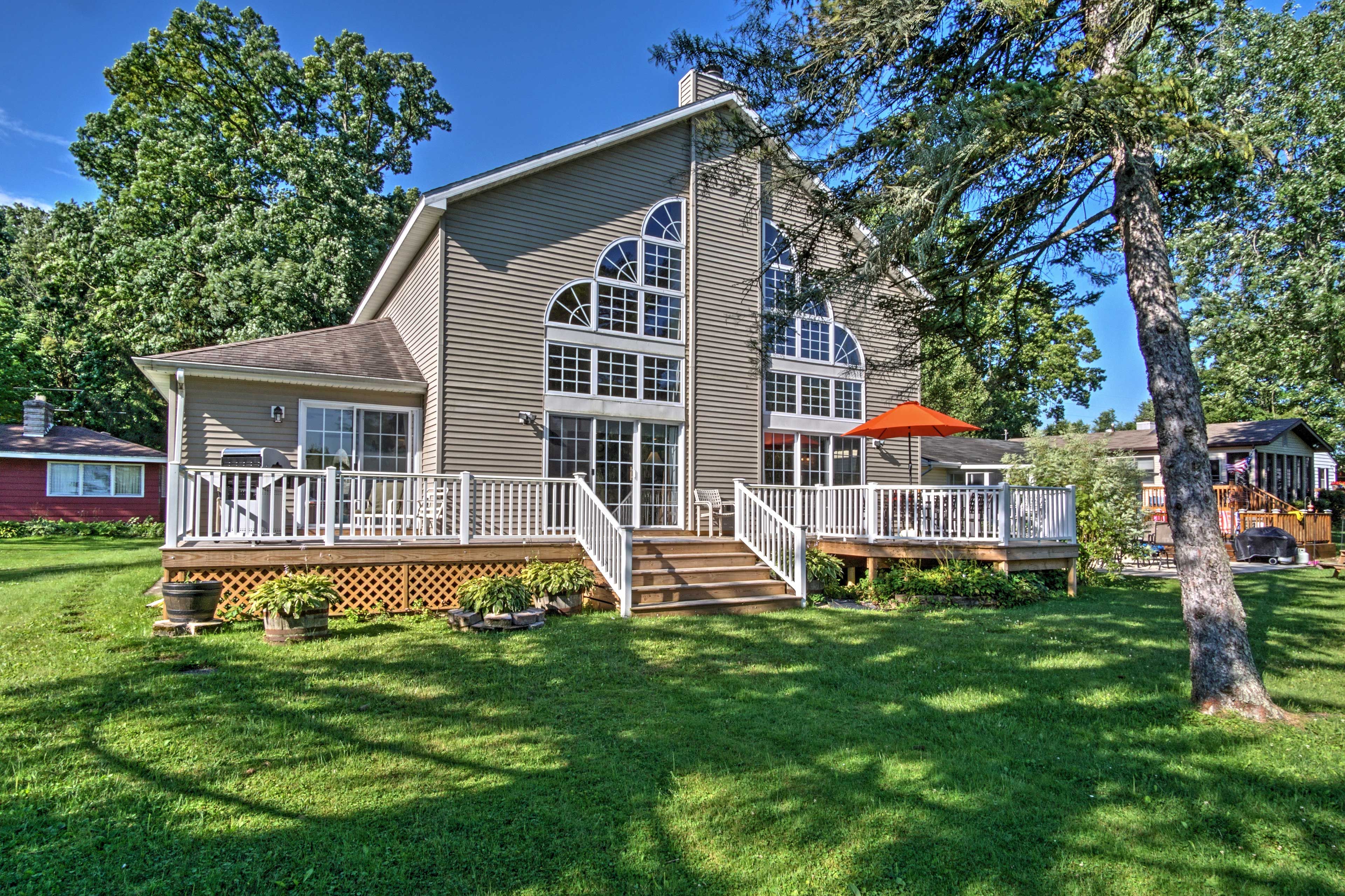 Vandalia Vacation Rental | 3BR | 2BA | 2,000 Sq Ft | Stairs Required