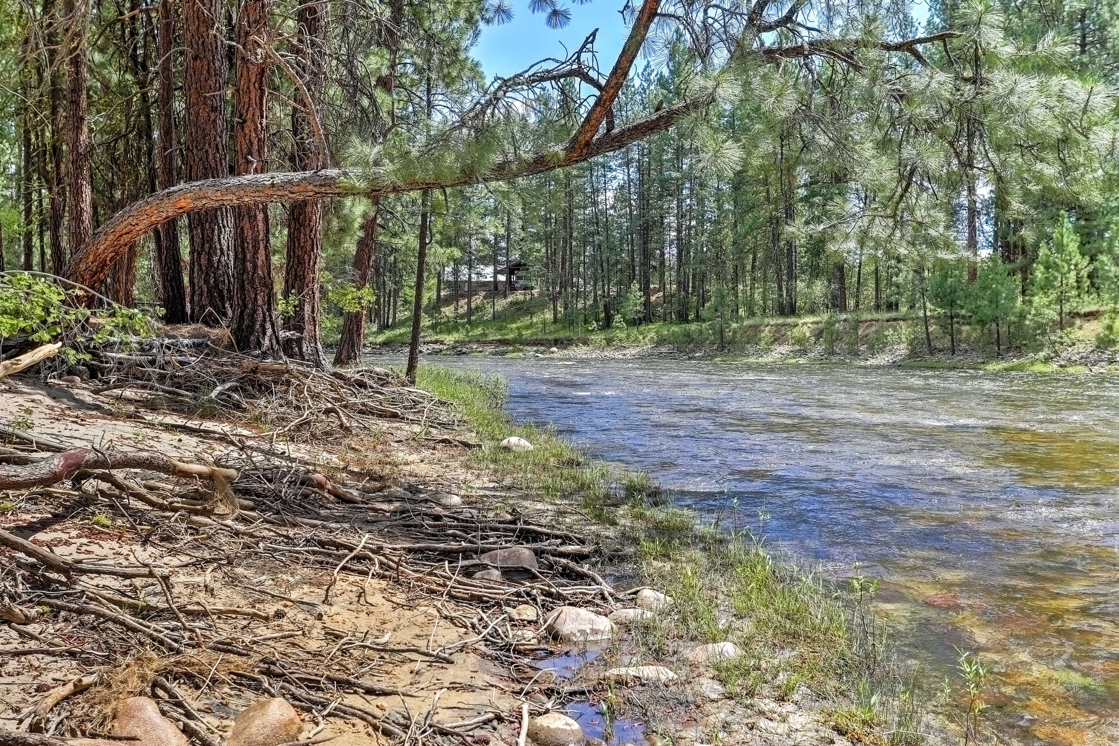 Private Exterior Space | Chewuch River Access
