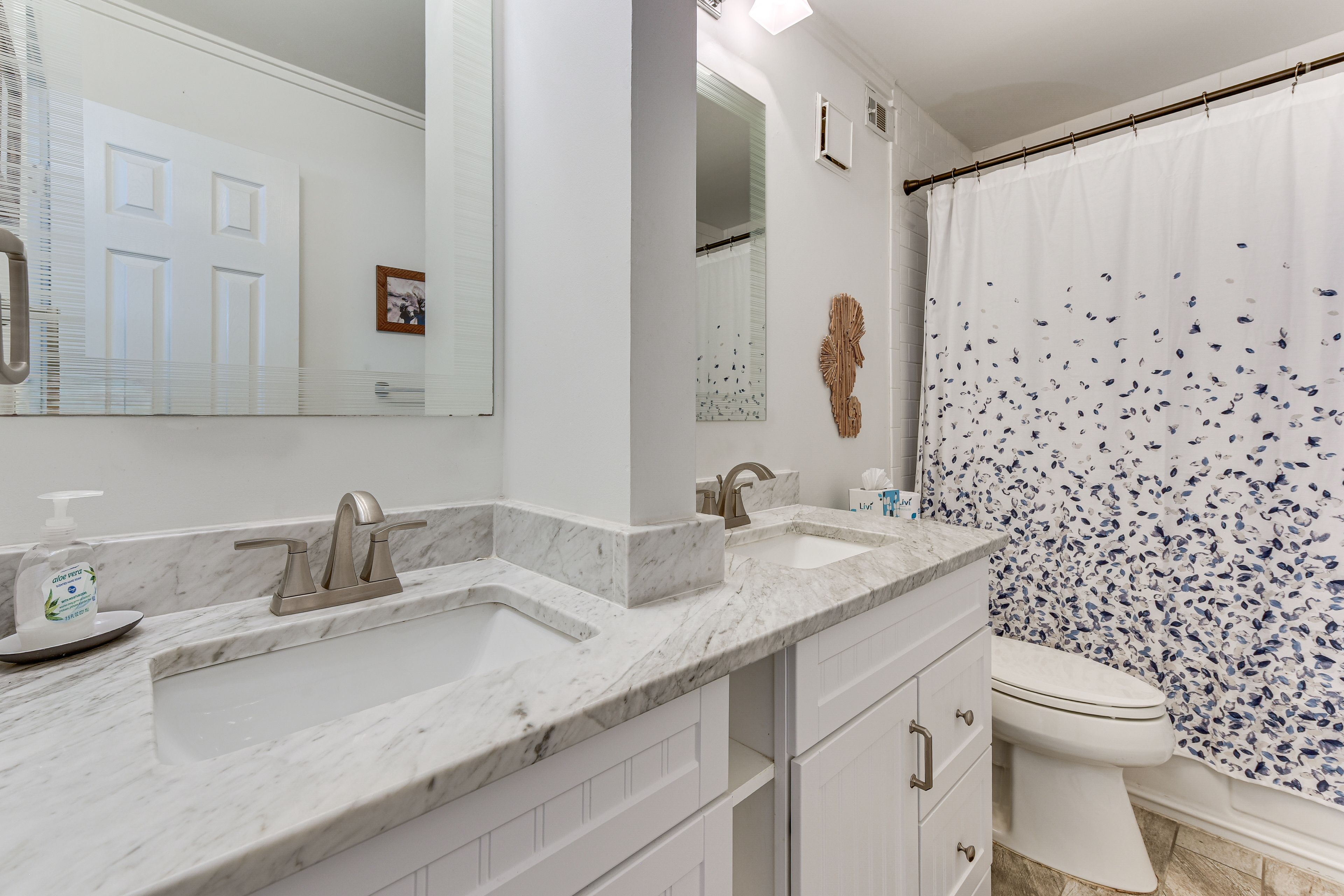 Bathroom | Towels Provided